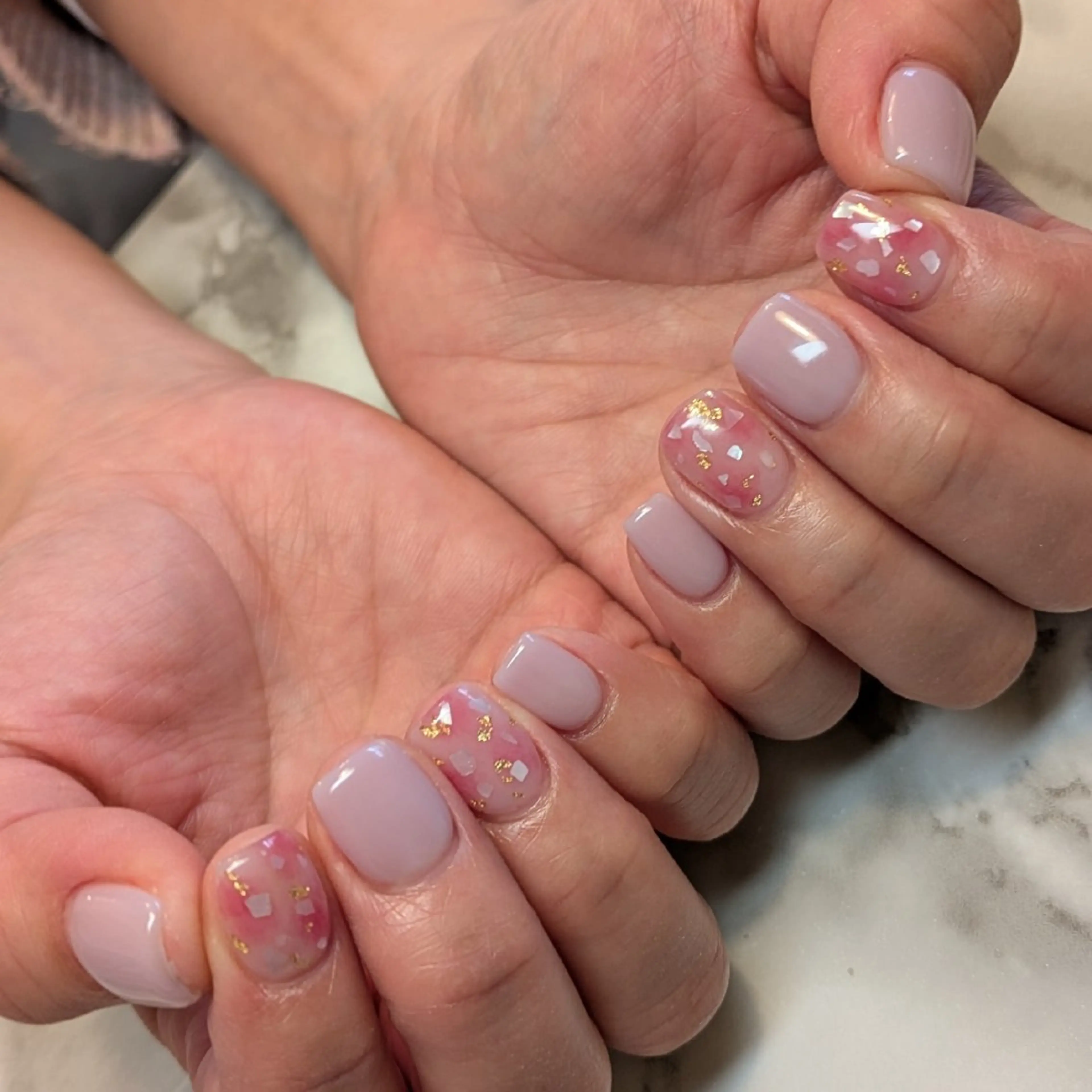 ネイル ジェヌインネイル 河内のネイルデザイン