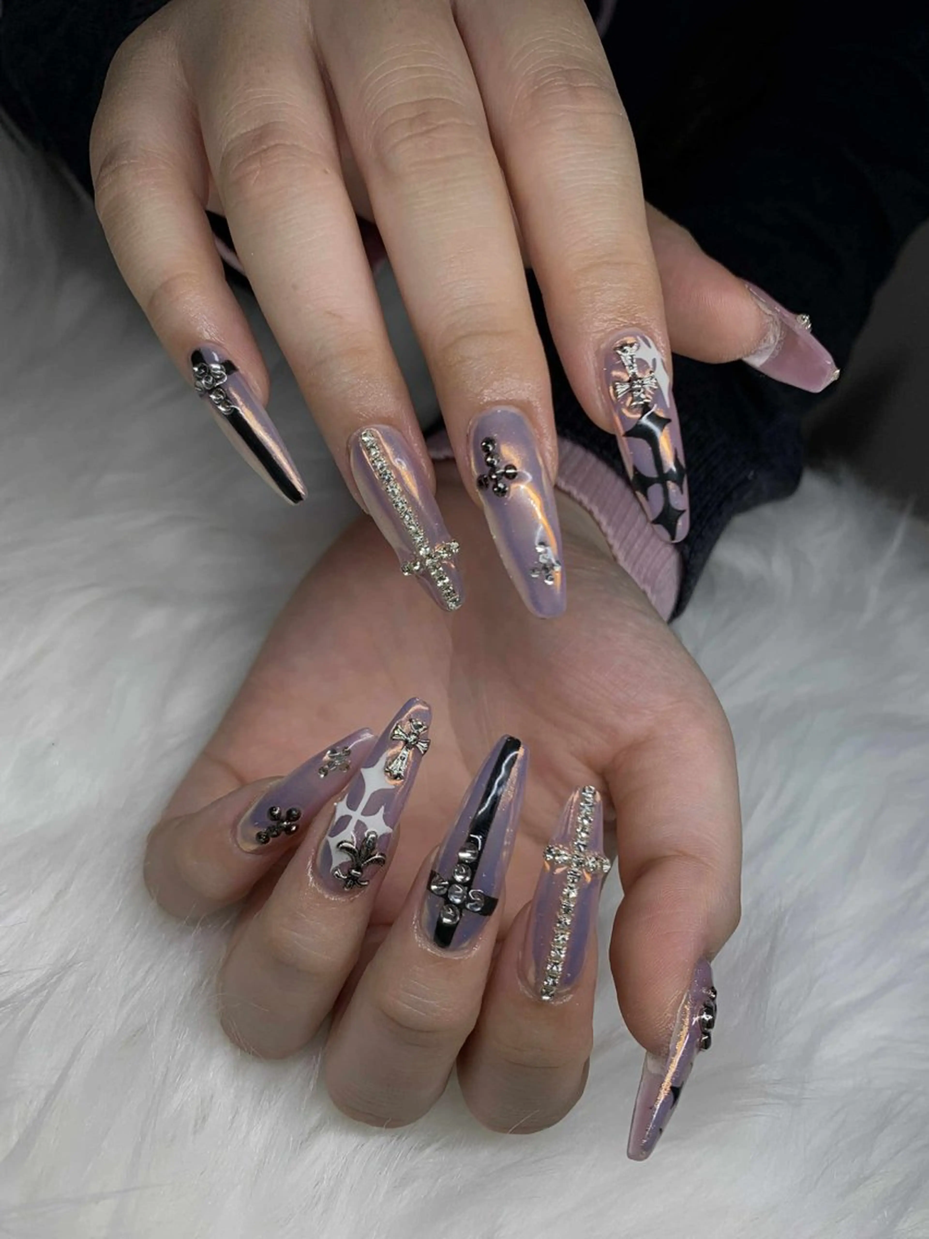 ネイル ハンドネイル Tini ANA.CHUOのネイルデザイン