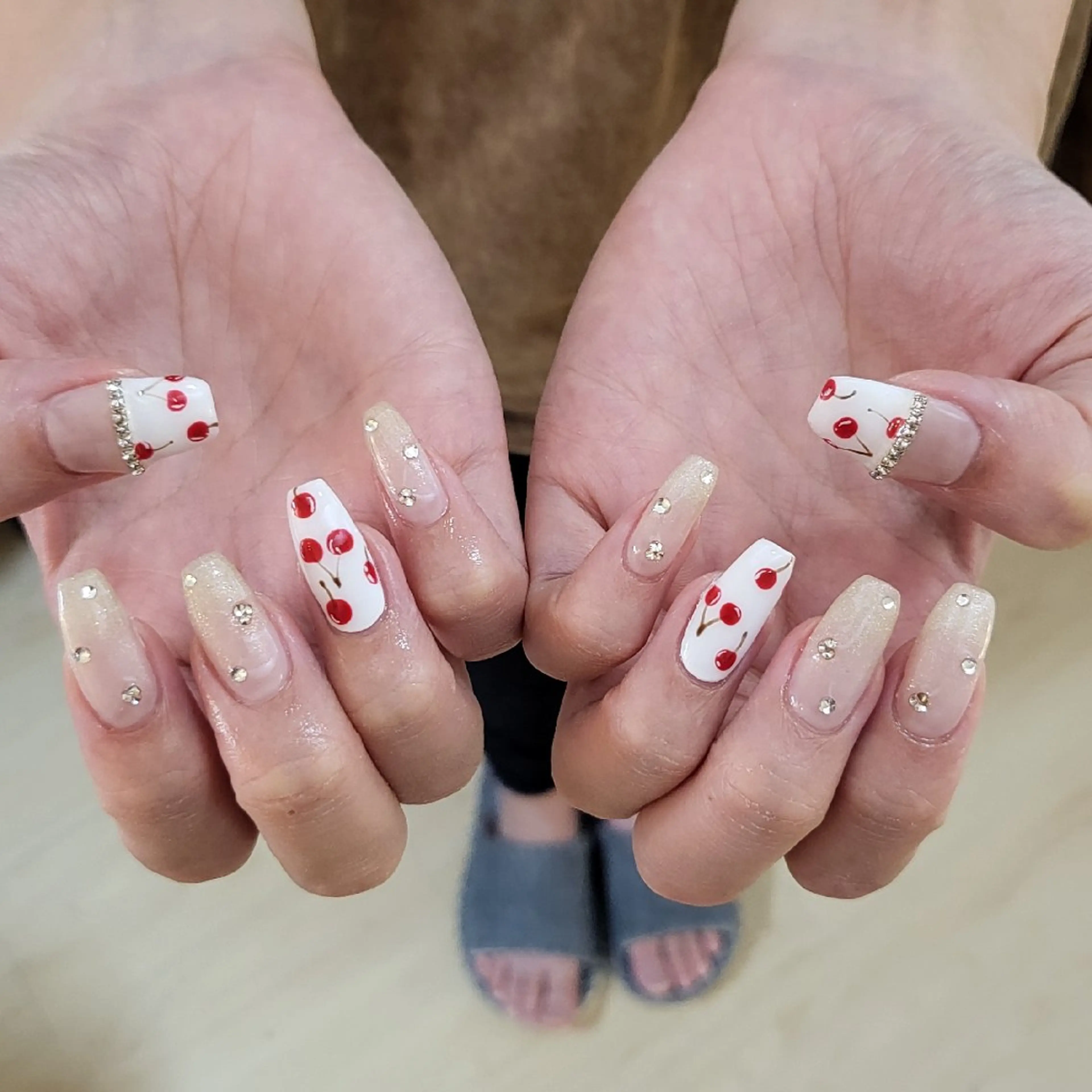 ネイル ハンドネイル フットネイル ハンドケア ChouChou NAILSALONのネイルデザイン