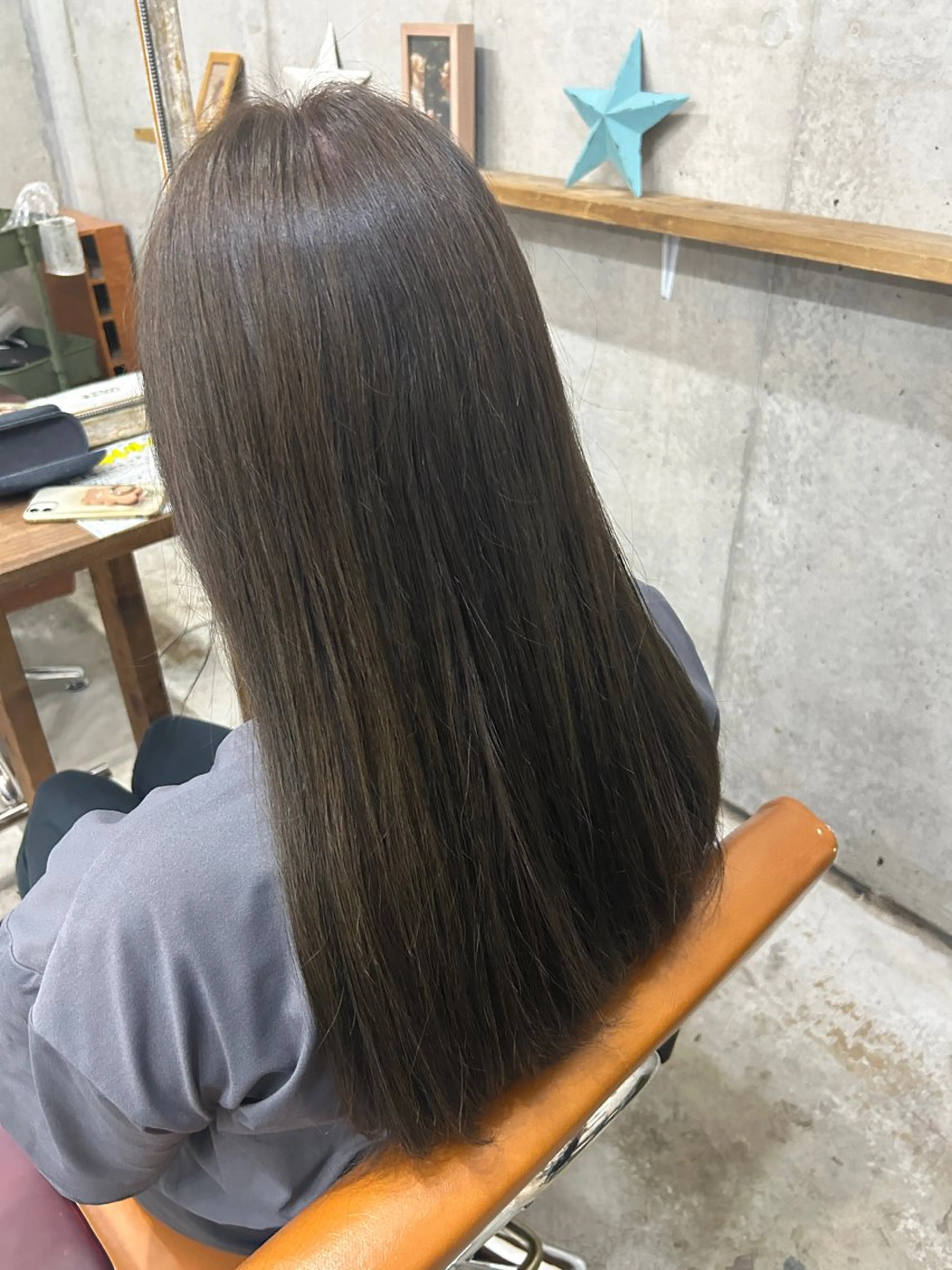 カラー アッシュ アッシュグレー アッシュグレージュ グレージュ カット ヘアカラー Trip 香椎所属・Yukino/ 透明カラー🫧のヘアスタイル