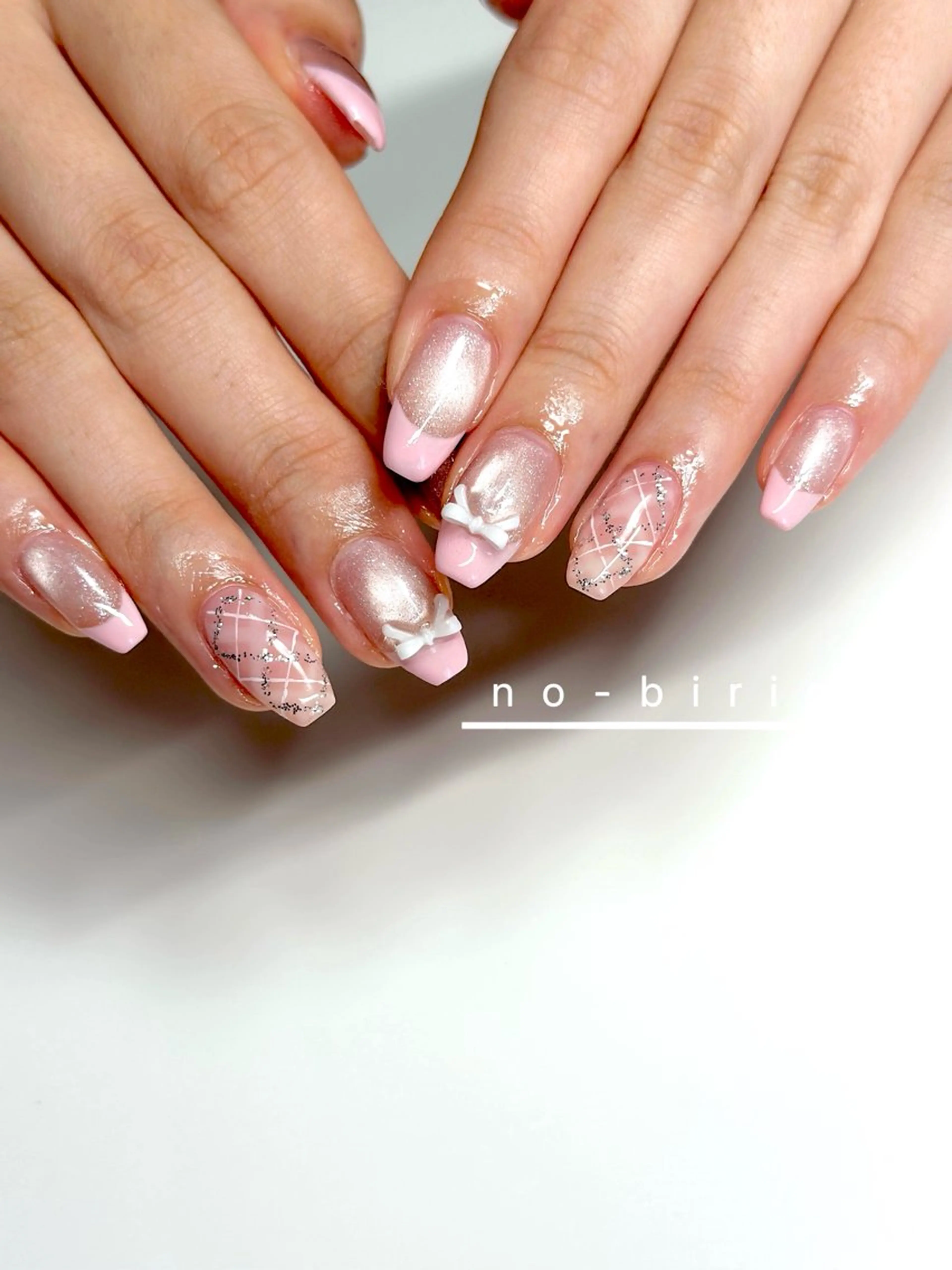 セミロング ハンドネイル no-birisu nailのネイルデザイン