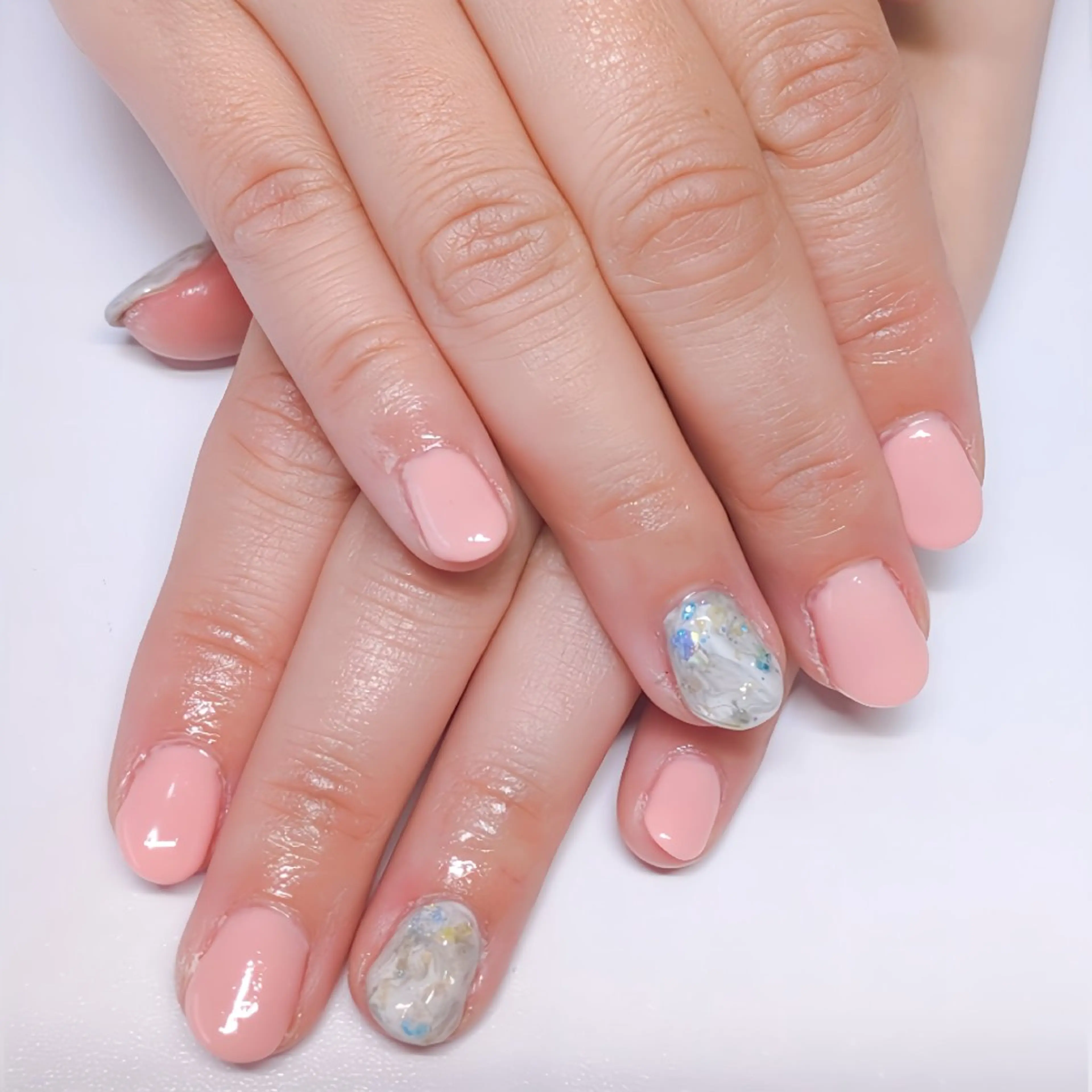 ミディアム AQUA nailのネイルデザイン