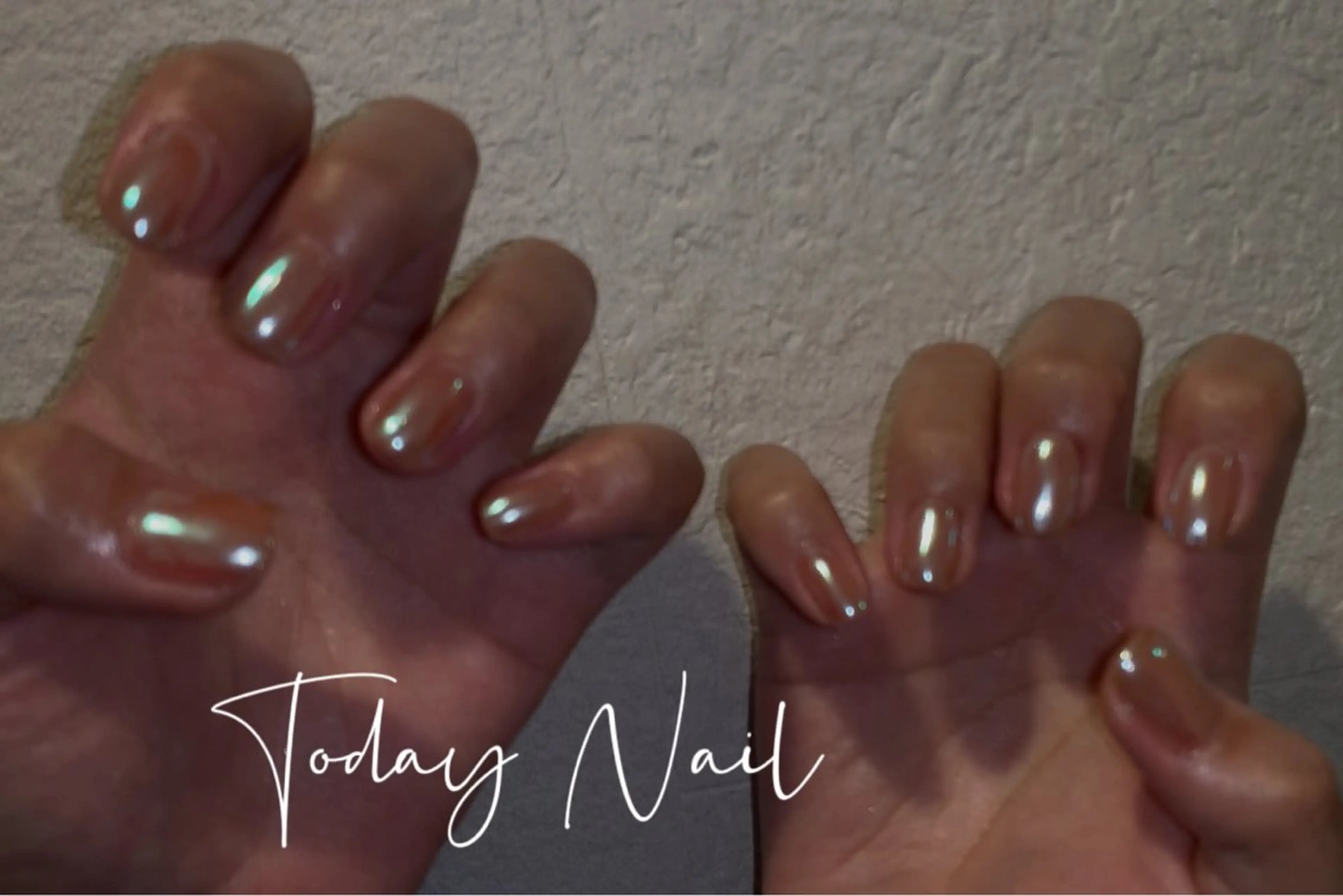 ミラー/オーロラネイルの写真