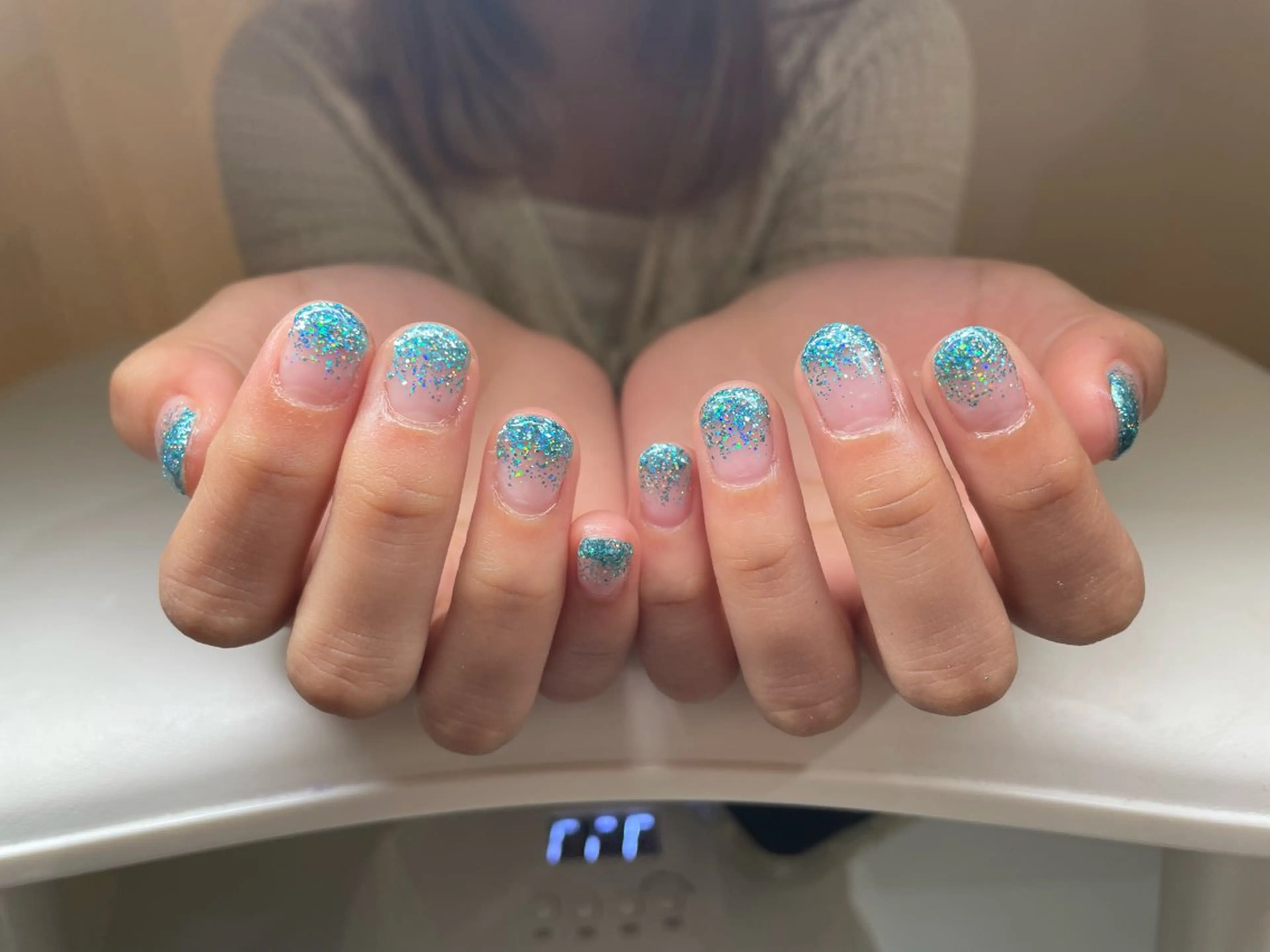 ネイル ラメ(グリッター) ラメグラデーション b’6 by Stir所属・b’6 Ayakaのネイルデザイン