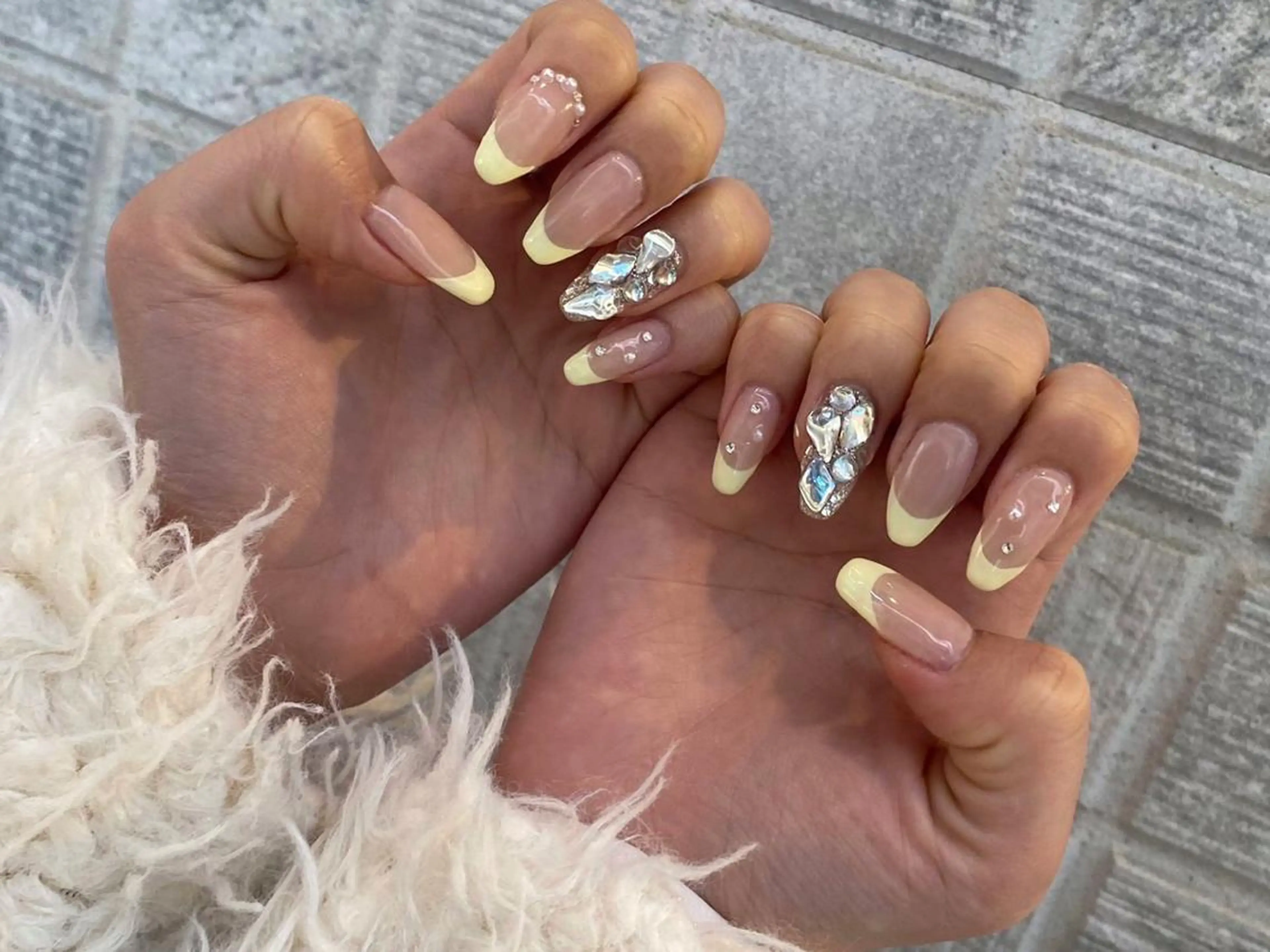 ネイル gluck(グリュック)所属・なかがわ まゆこのネイルデザイン