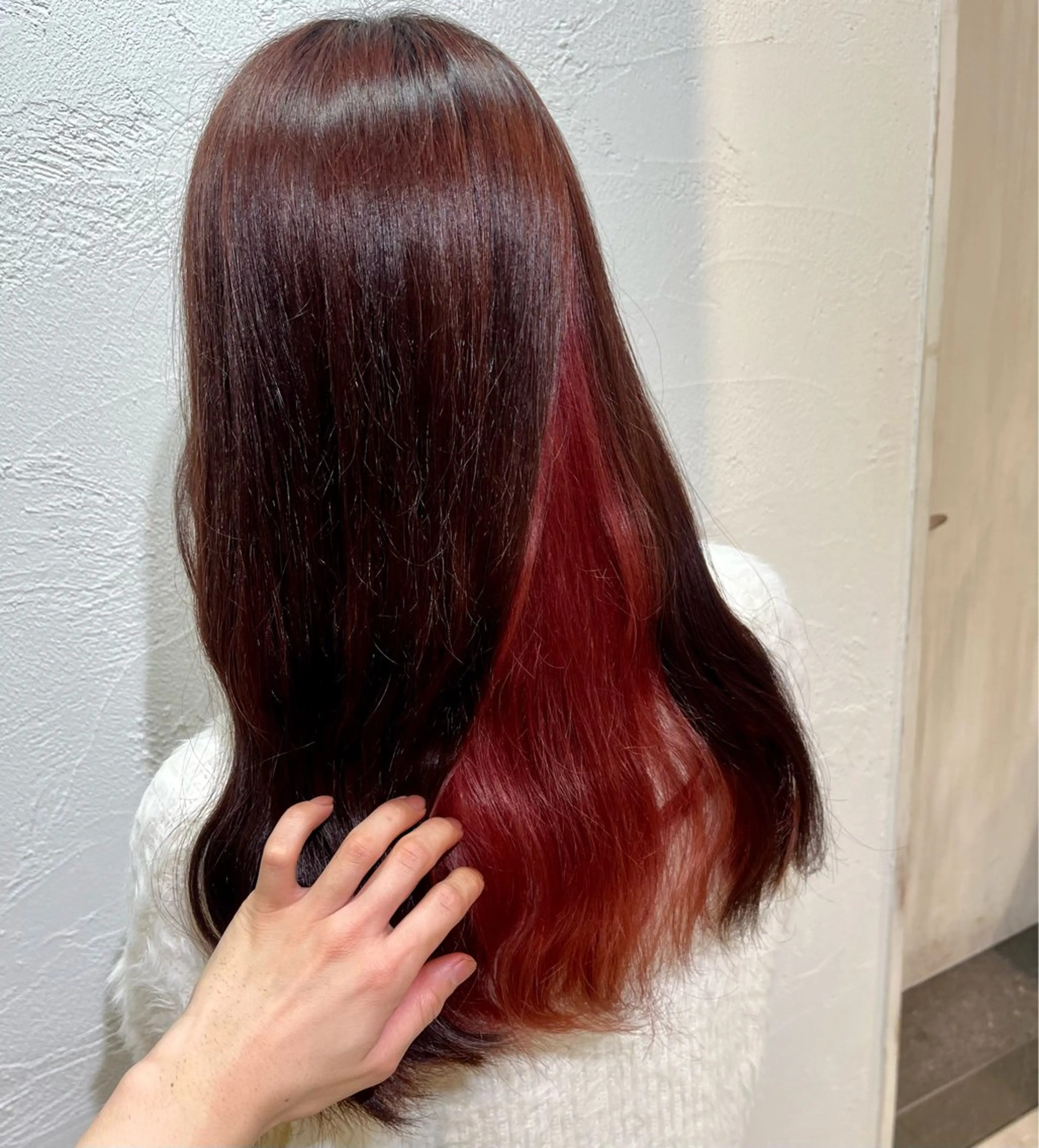 ロング カラー ブリーチ インナーカラー カット ヘアカラー トリートメント メイク/ケアカラー 🐬HIKARU🐬のヘアスタイル