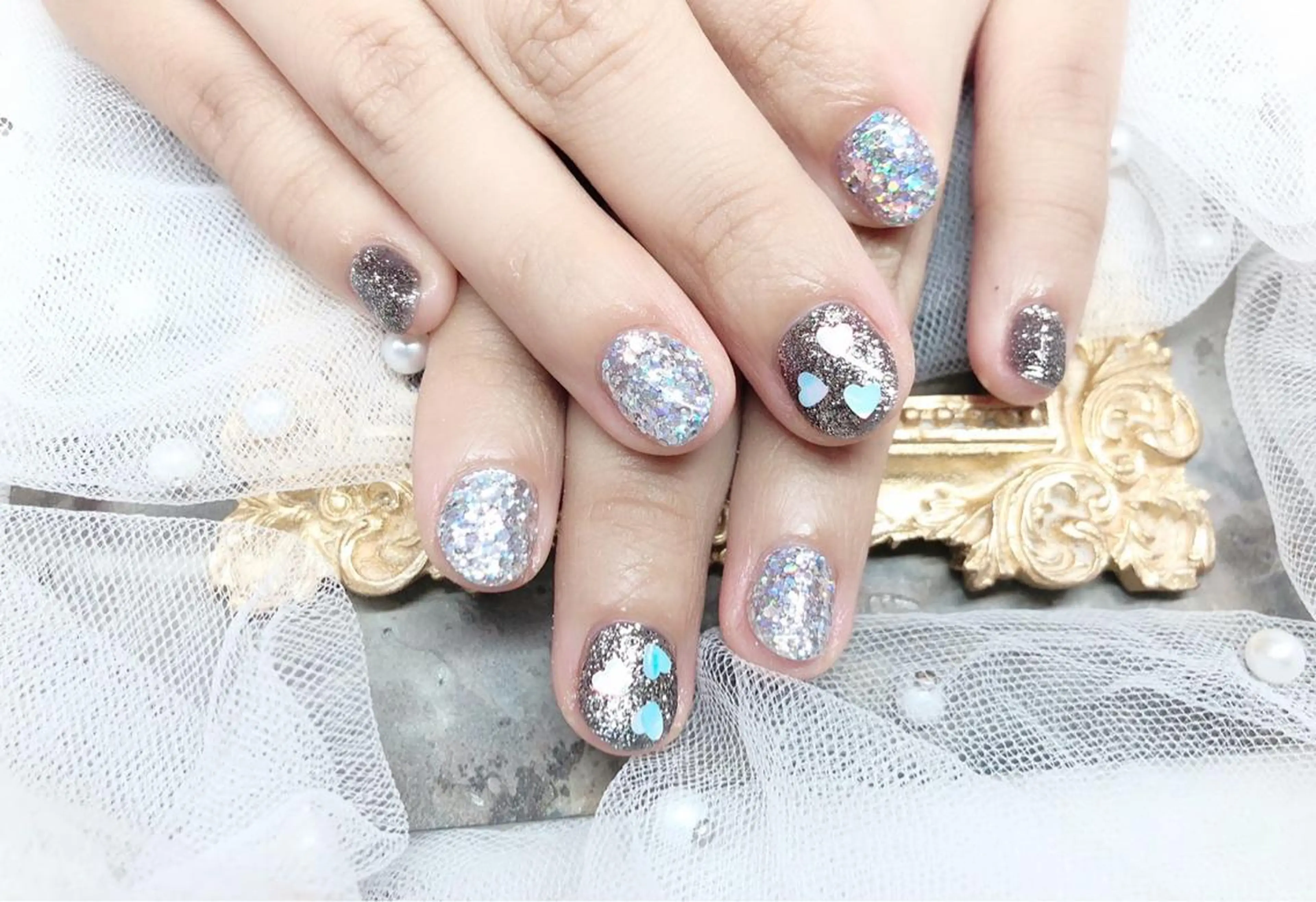 ネイル ハンドネイル マジックミラー所属・マジック ミラーのネイルデザイン