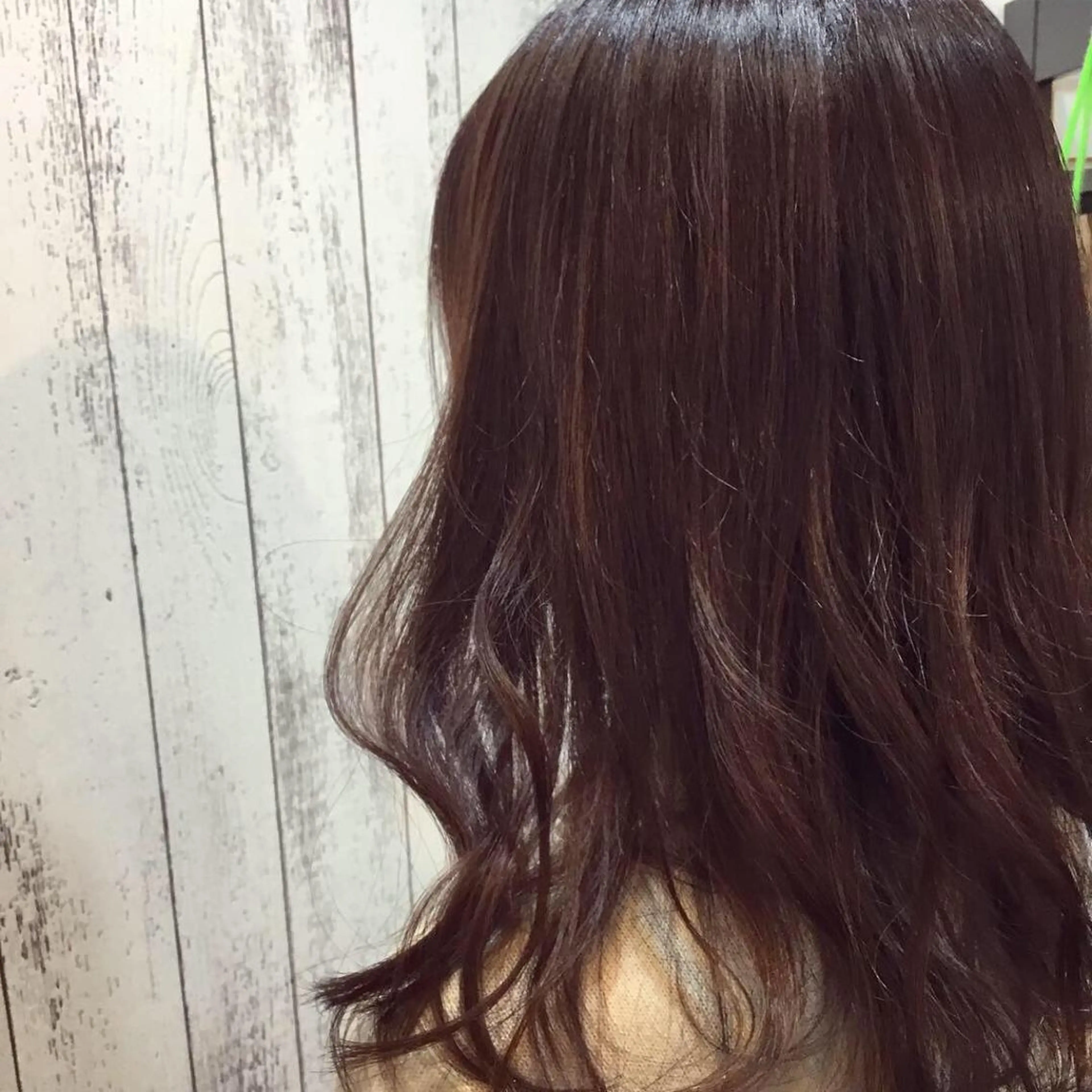 セミロング カラー パーマ embrace エンブレイスのヘアスタイル