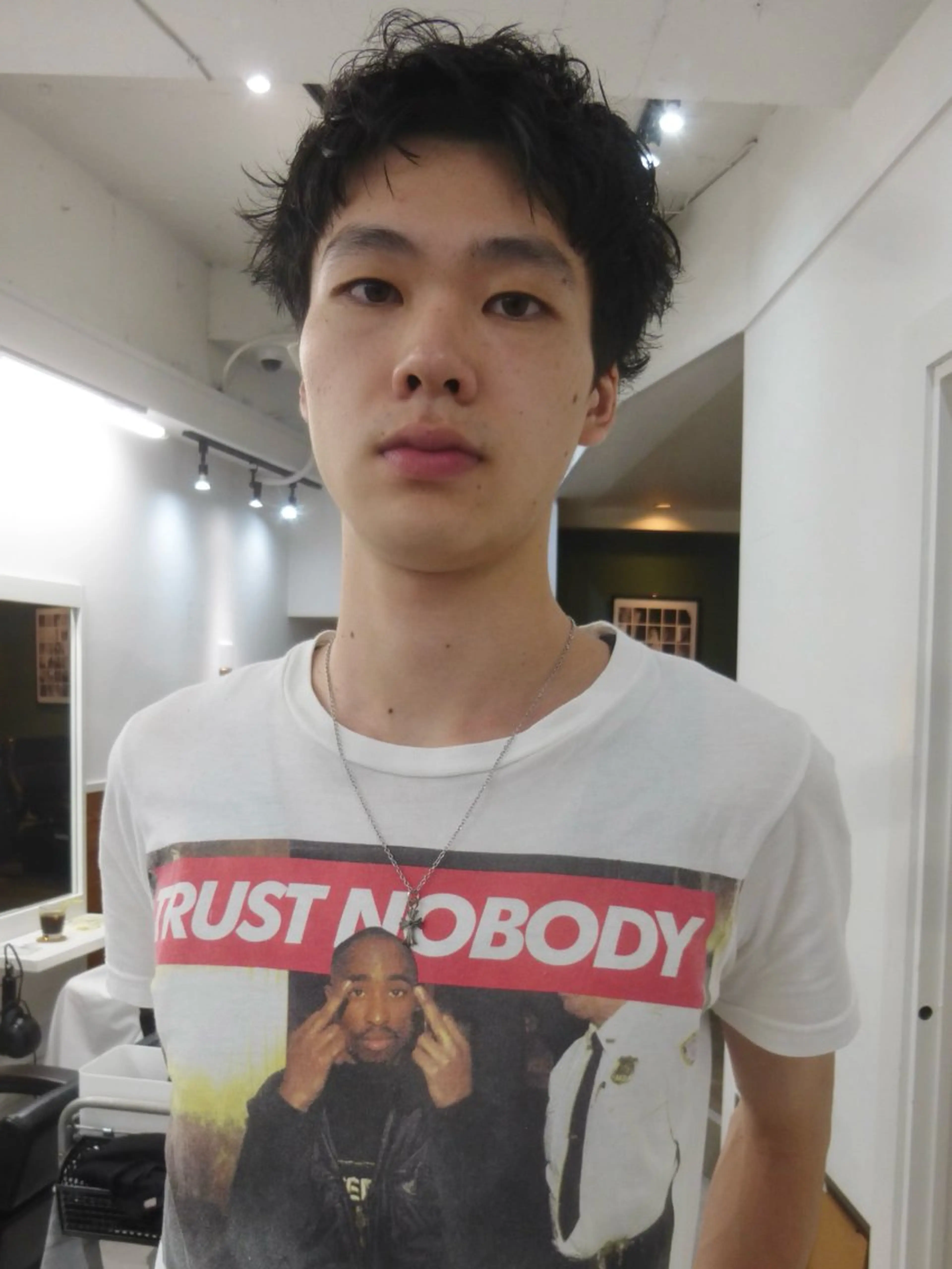 ショート パーマ メンズ カット パーマ グランジヘア 無造作ヘアHYUGAのヘアスタイル