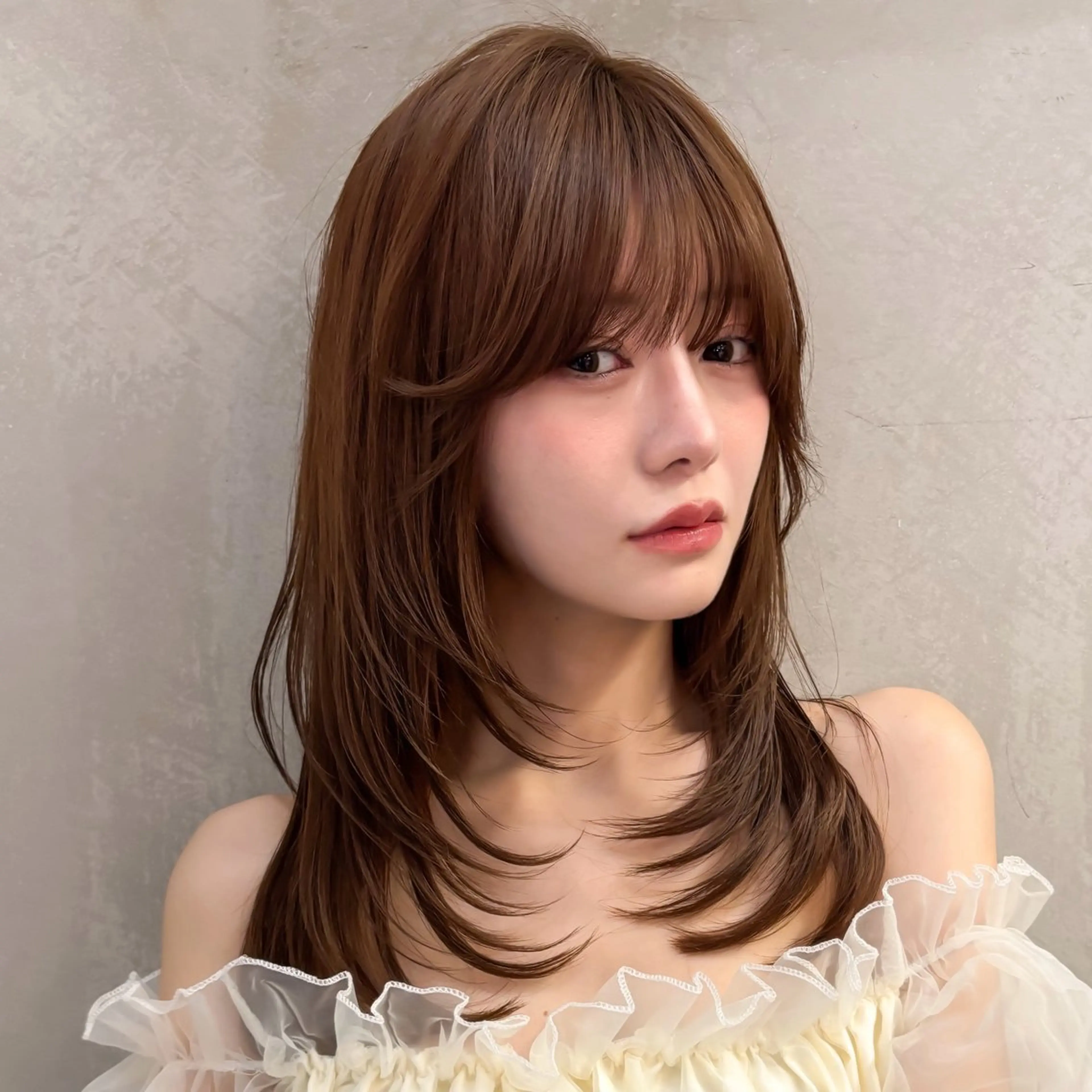 セミロング デート レイヤーカット 小顔カット カット ヘアカラー トリートメント 🤍aimi🤍 ウルフ/韓国ヘアのヘアスタイル