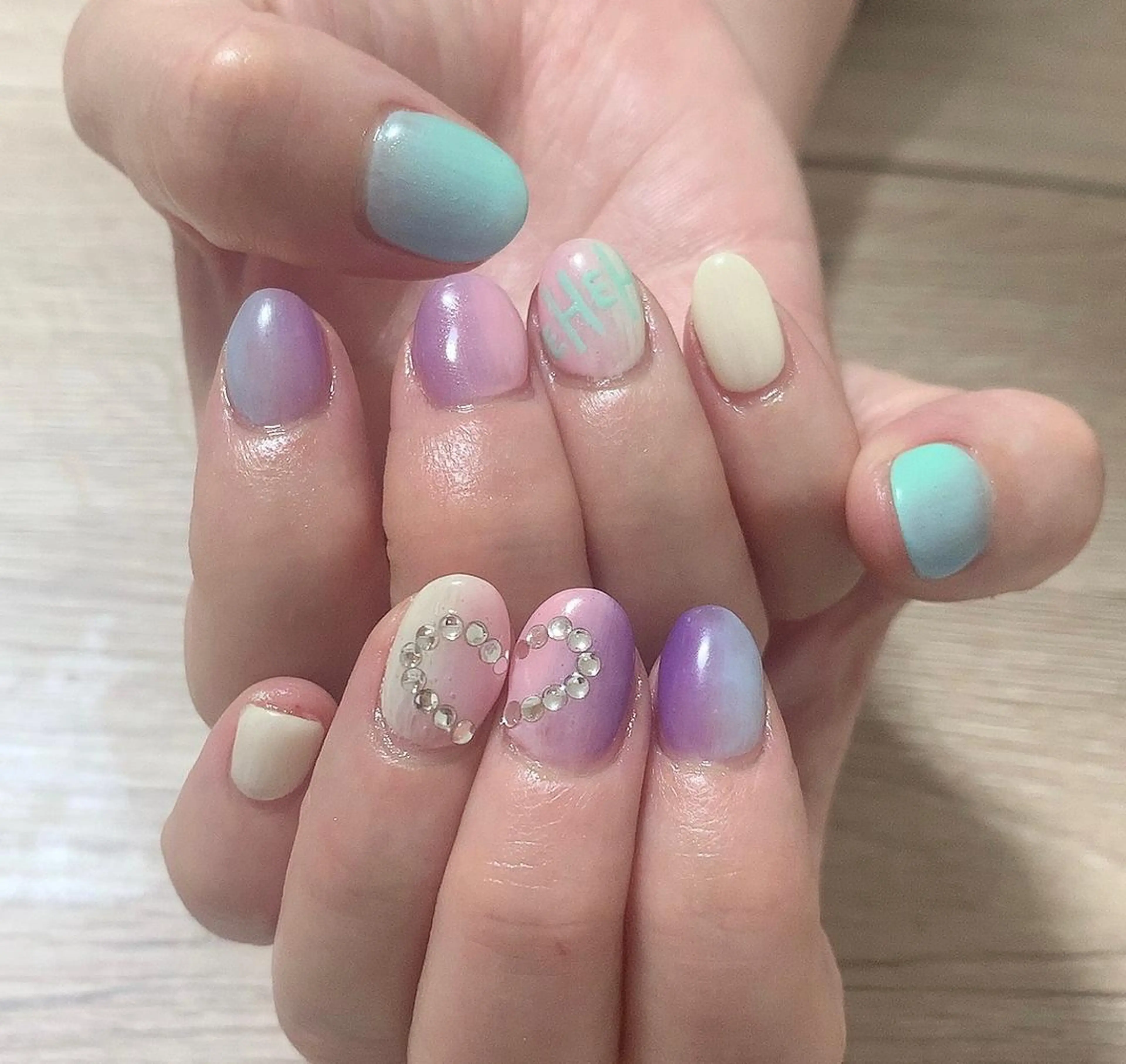 ネイル ハンドネイル MINAMI nailsのネイルデザイン
