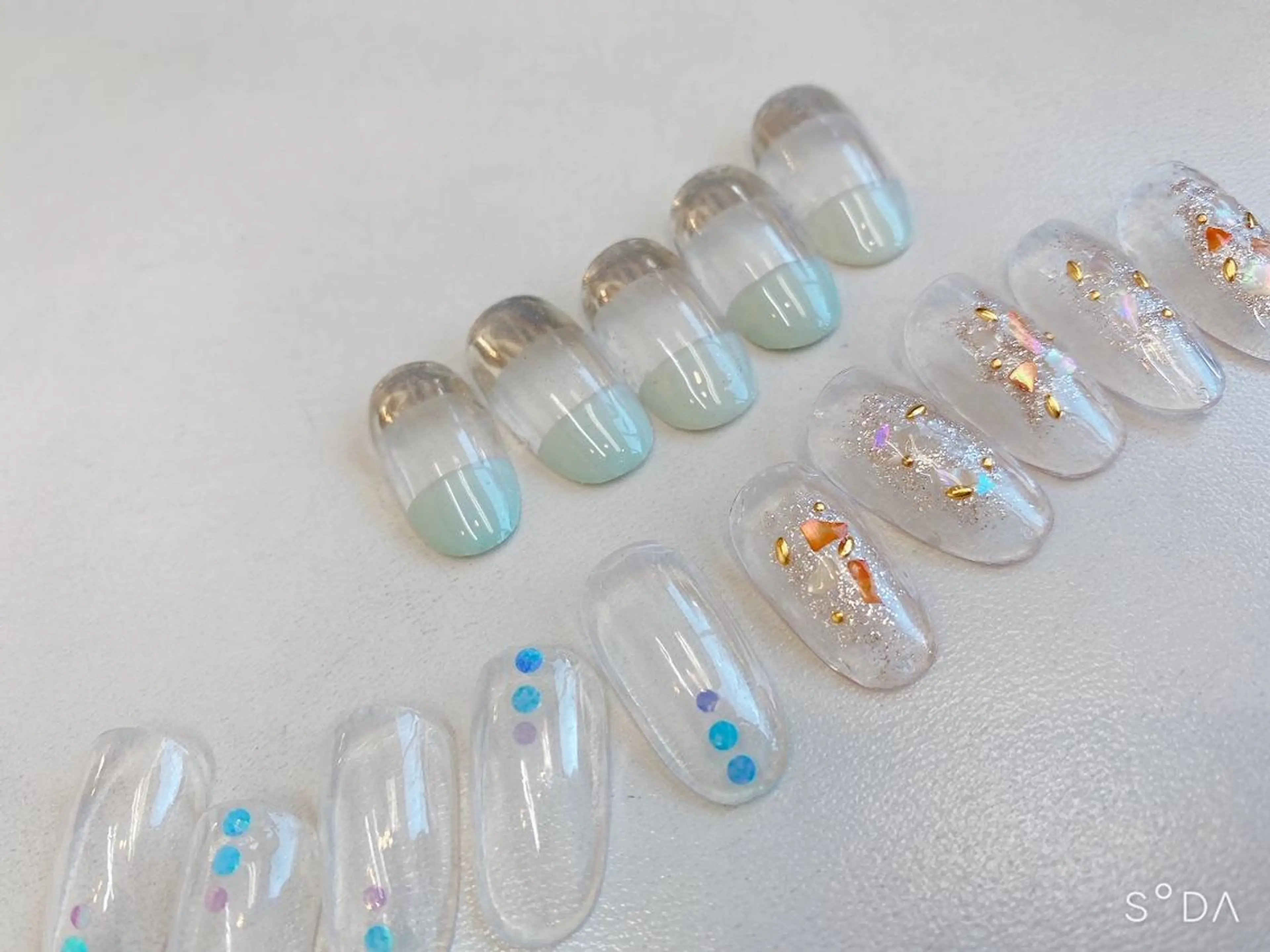 ネイル クリアネイル 【尾下】 ロイヤル•セラピストのネイルデザイン