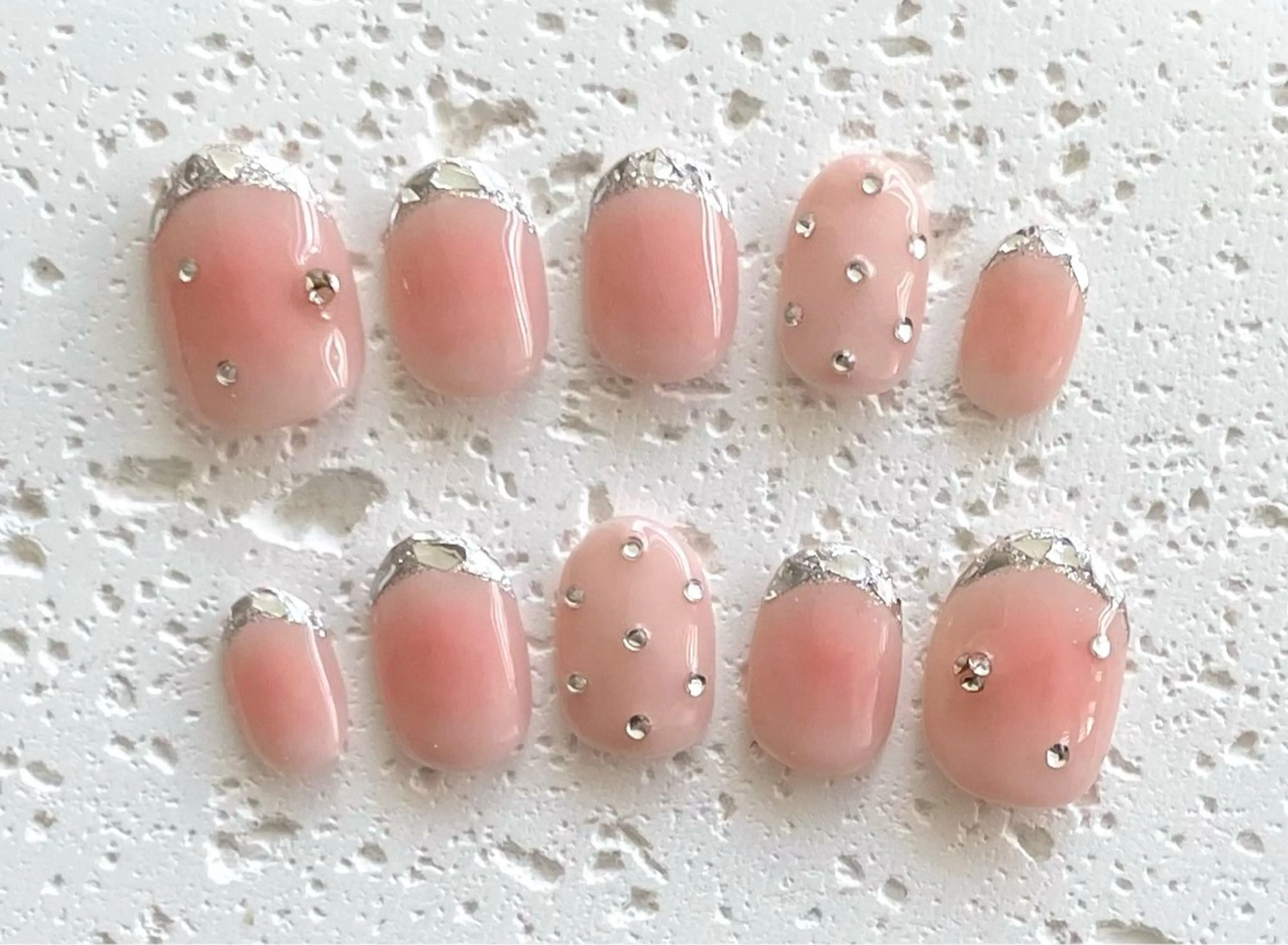 ネイル 🐾佐藤 りえ🐾のネイルデザイン