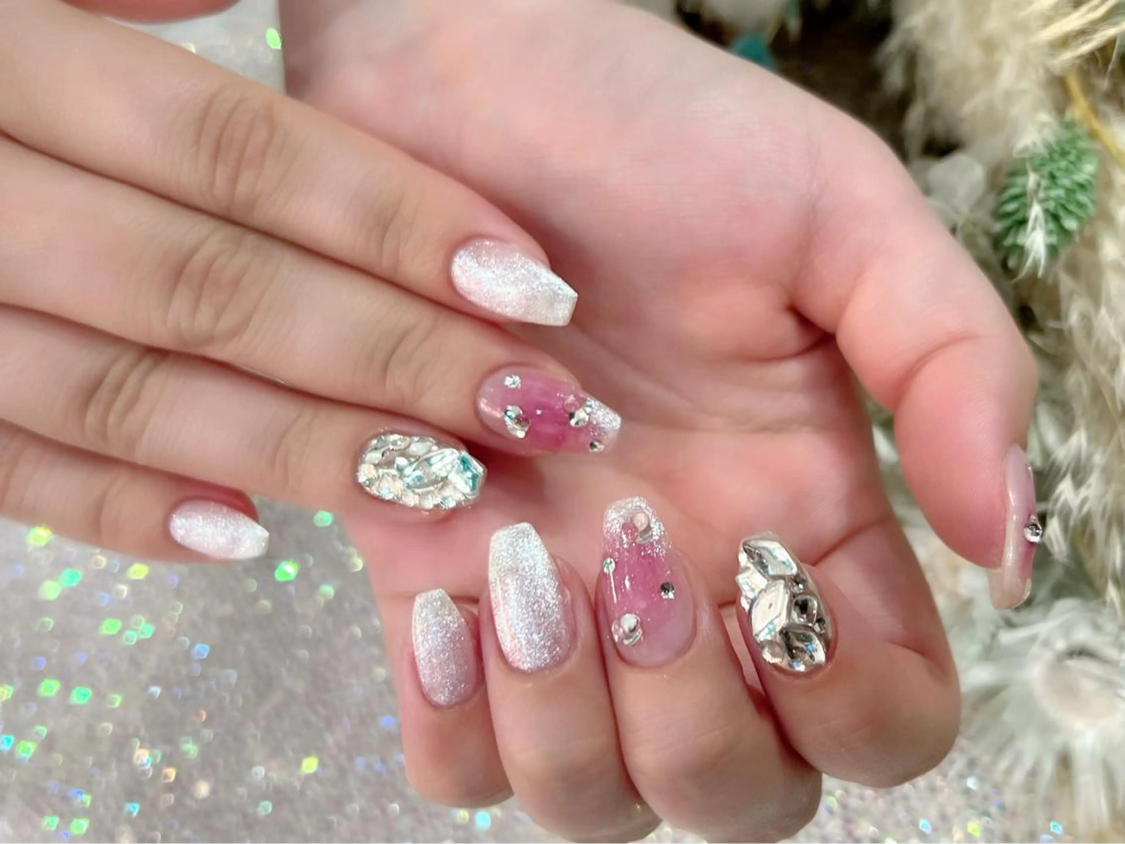 ネイル チークネイル ハンドネイル nailsalon mintのネイルデザイン