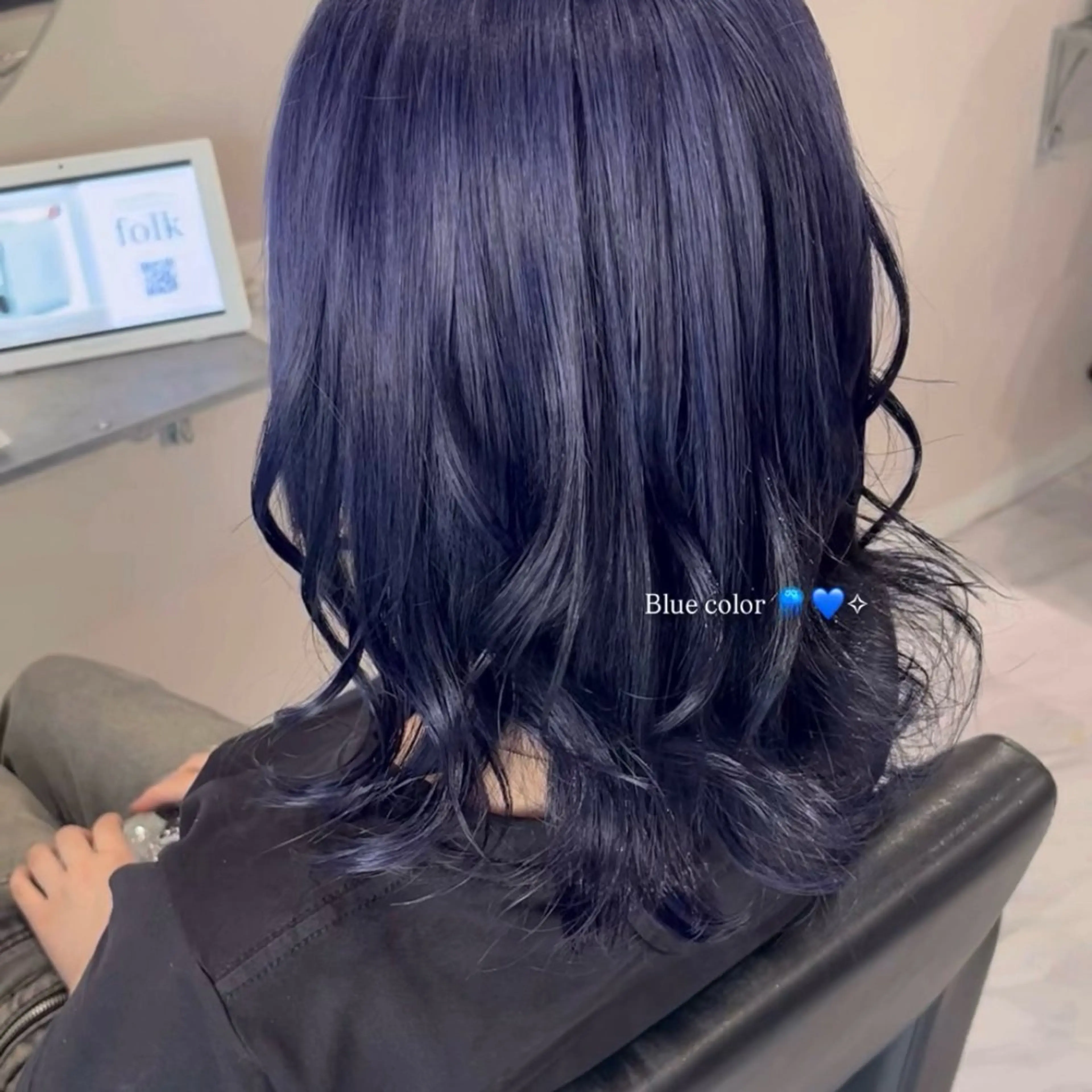 ミディアム カラー ヘアアレンジ ヘアカラー 透明感カラー🪼🩵 𝐑𝐢𝐧のヘアスタイル