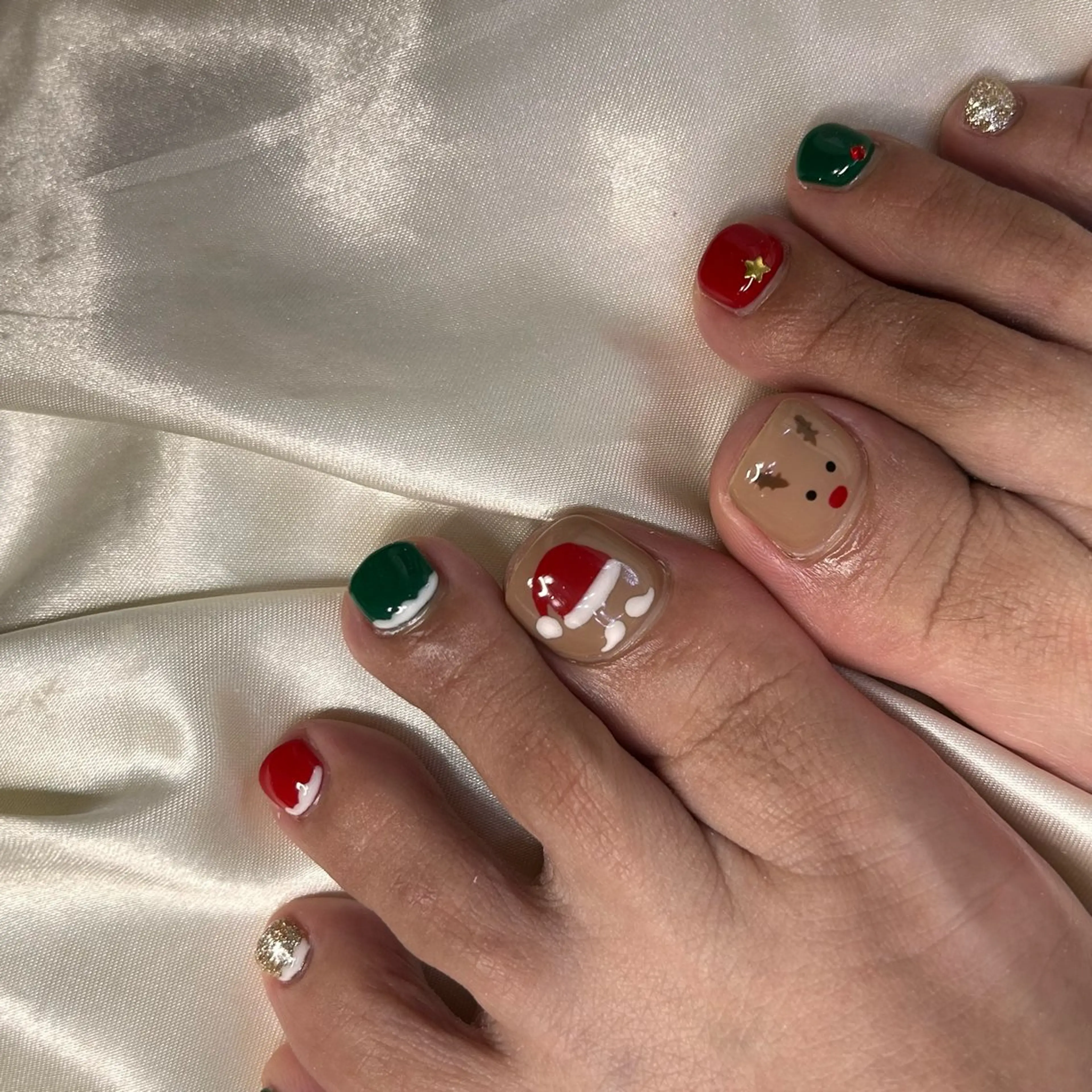 ネイル フットネイル 西岡 杏のネイルデザイン