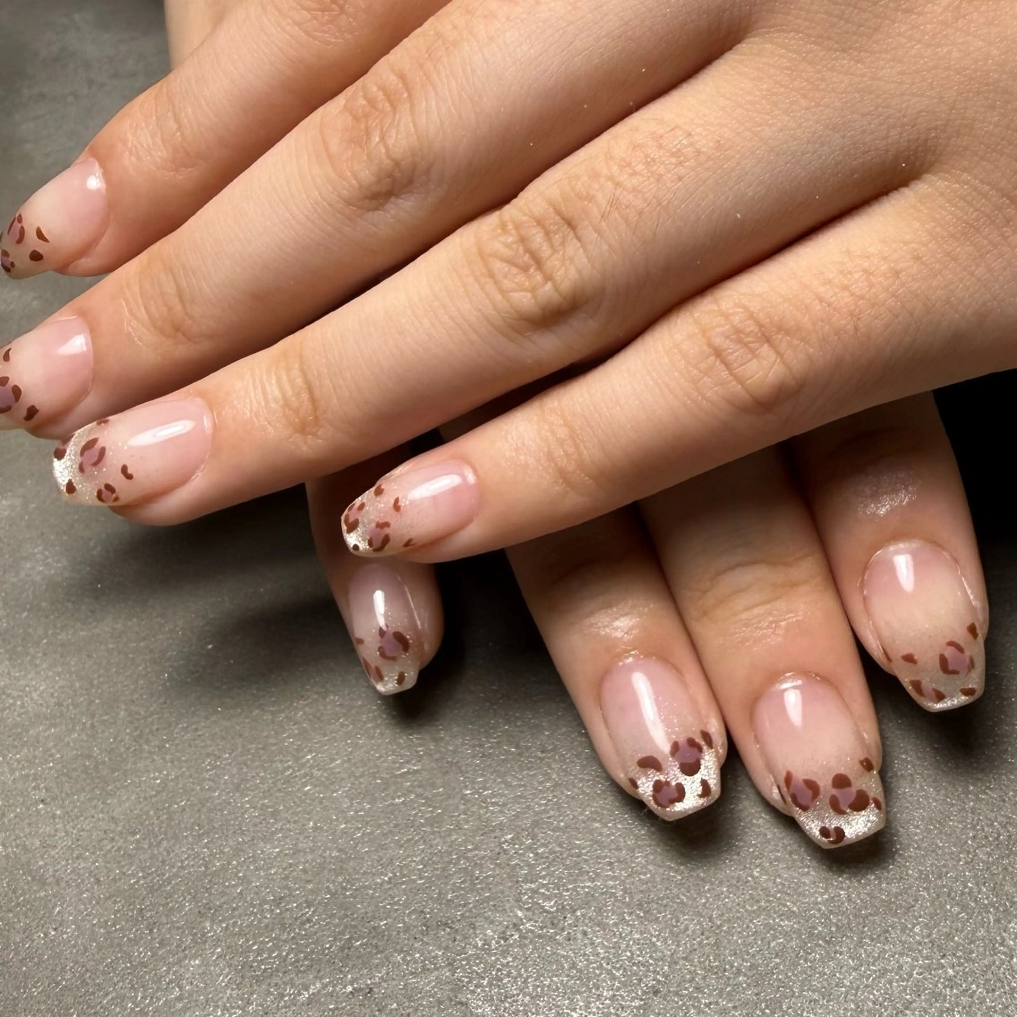 ネイル フレンチネイル グラデーション マグネットネイル 持ち込み ハンドネイル 829NailAtelier所属・829 Wakanaのネイルデザイン