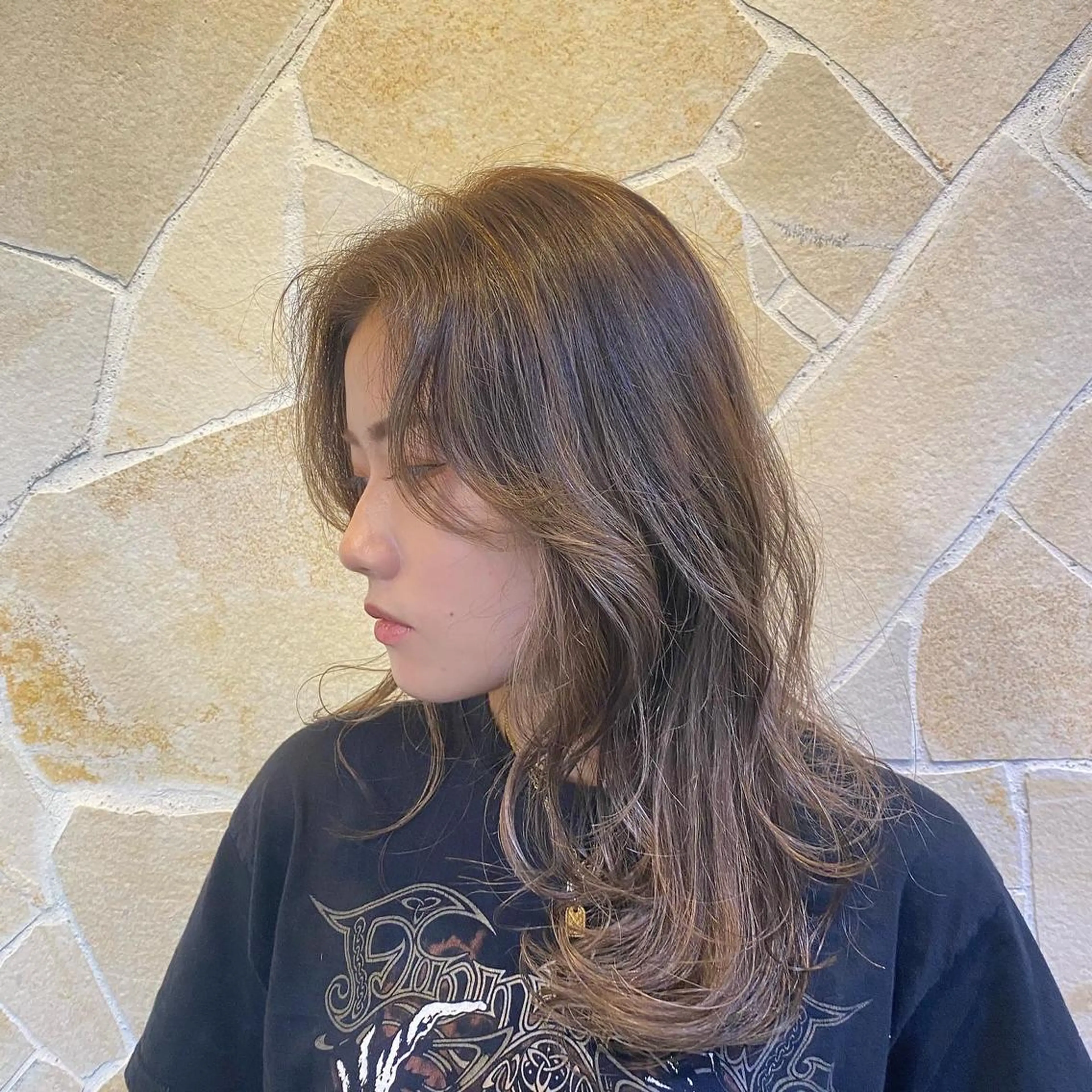 ミディアム カラー and Art おのでらじんのヘアスタイル