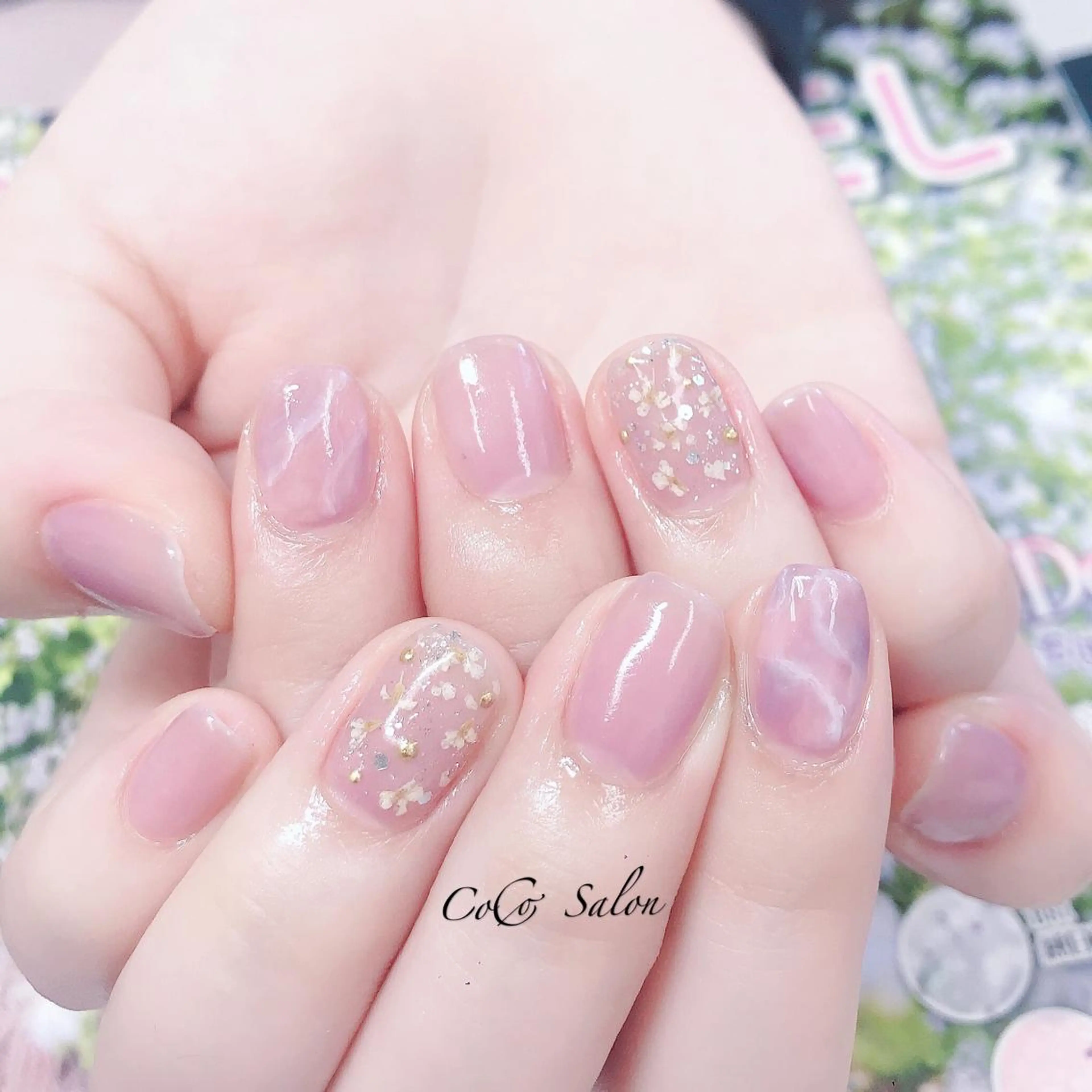 ネイル フラワーネイル ガーリー 大理石ネイル(マーブル) ワンカラーネイル シンプルネイル CoCoSalon ネイル/まつ毛予約のネイルデザイン