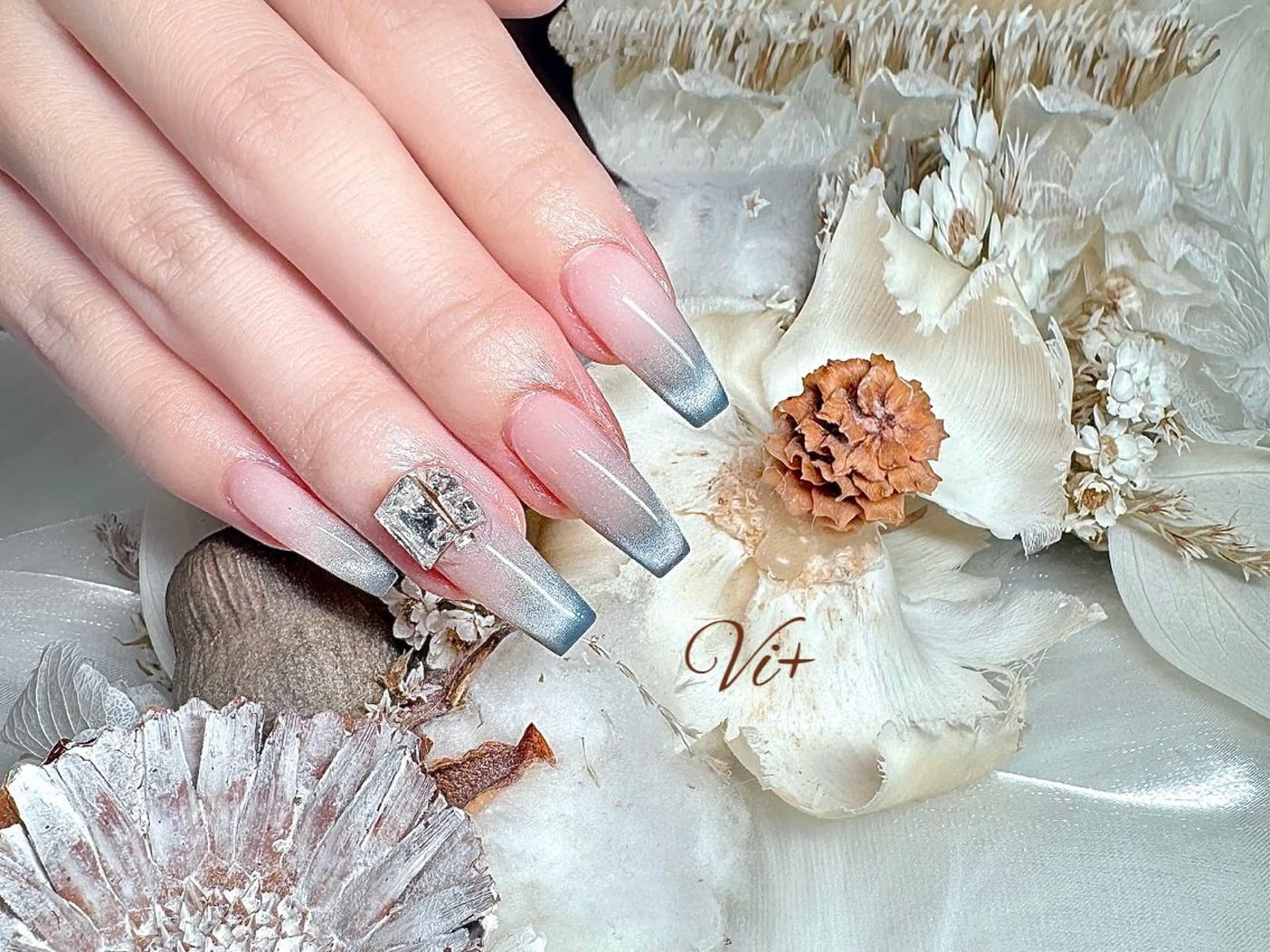 ネイル ハンドネイル ✨Nailsalon Vi+✨のネイルデザイン