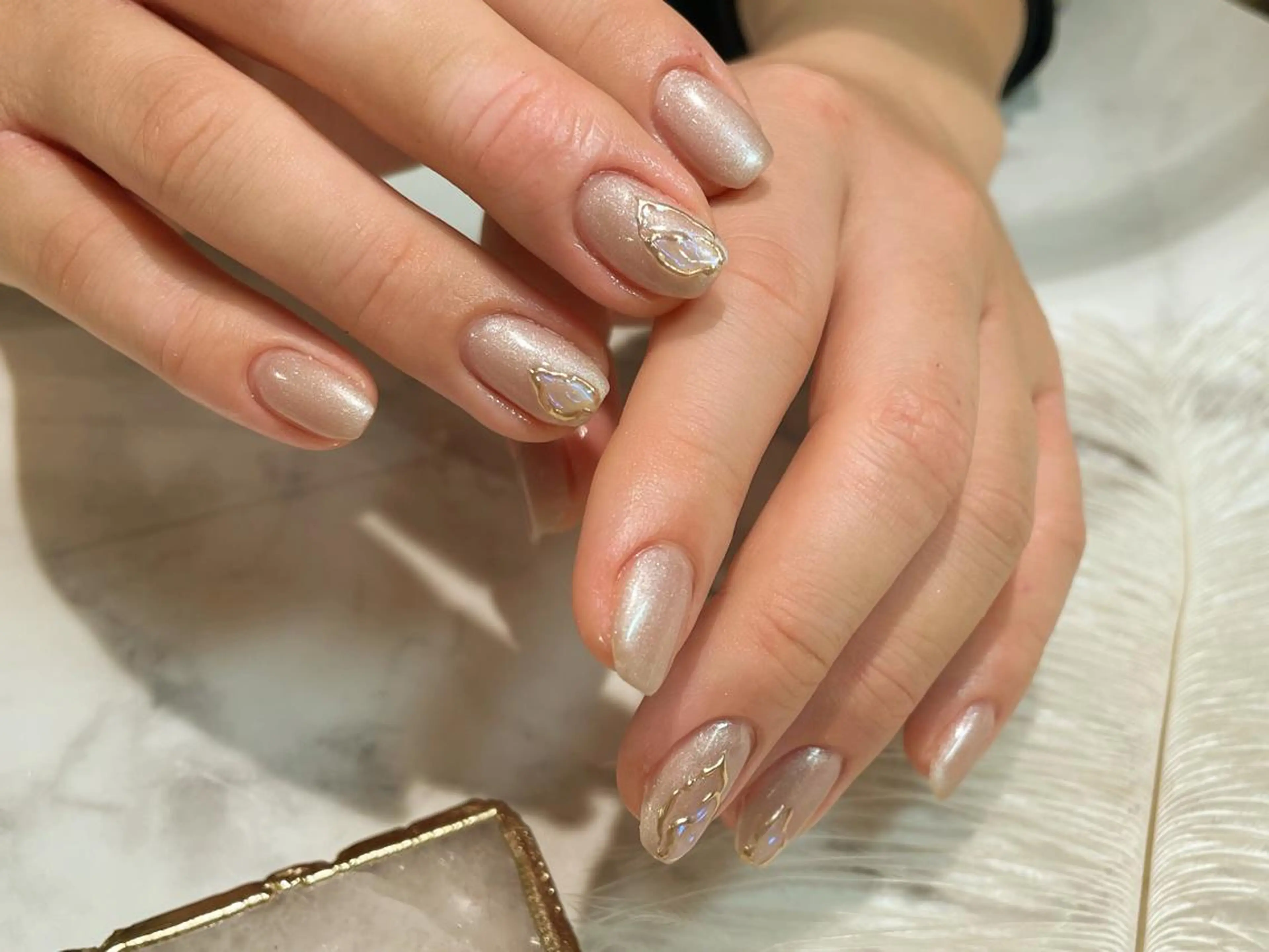 ネイル オーロラネイル ミラーネイル ハンドネイル Aing nail所属・Aing nail 澤瀬のネイルデザイン