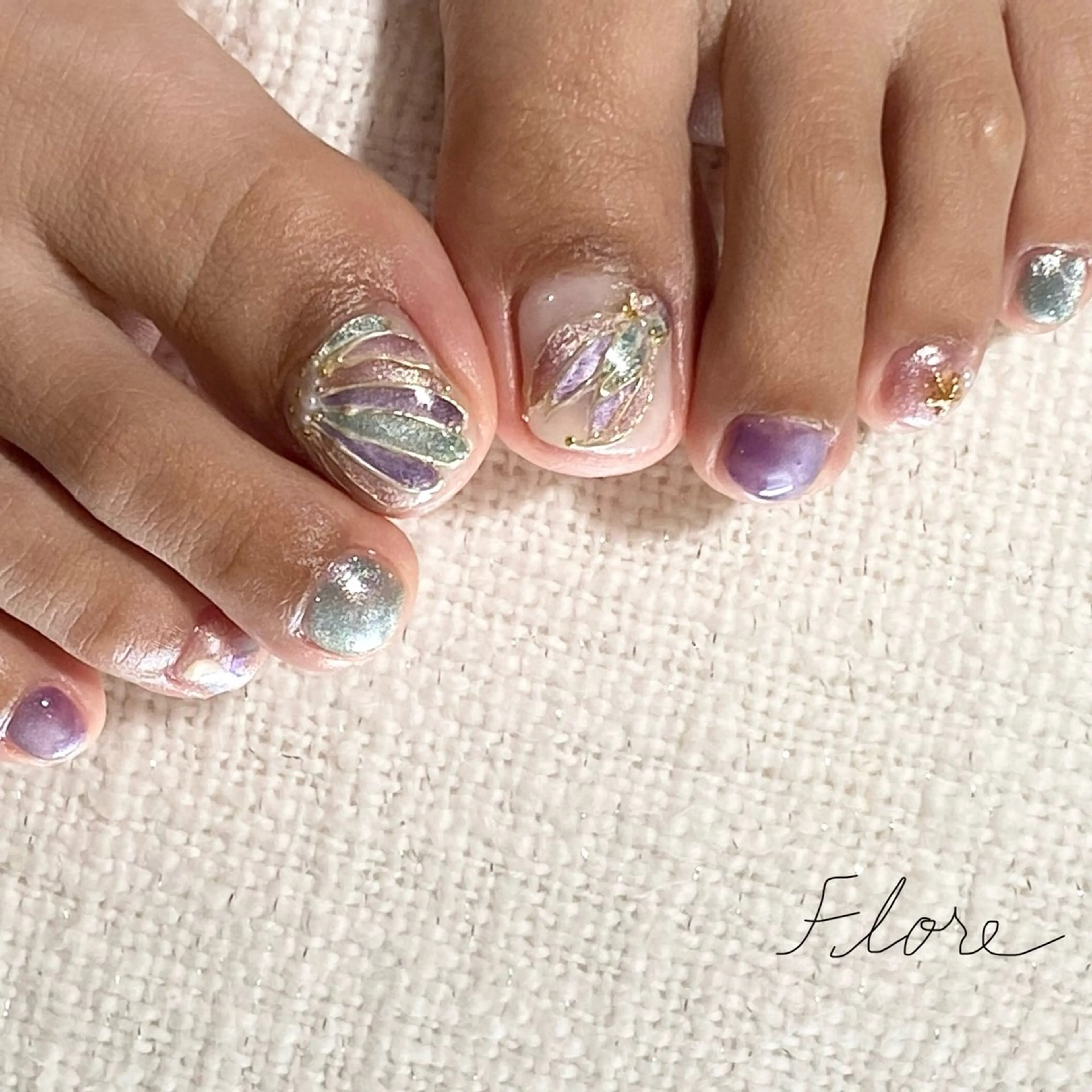 ネイル Flore (フロール)の眉毛・アイブロウイメージ