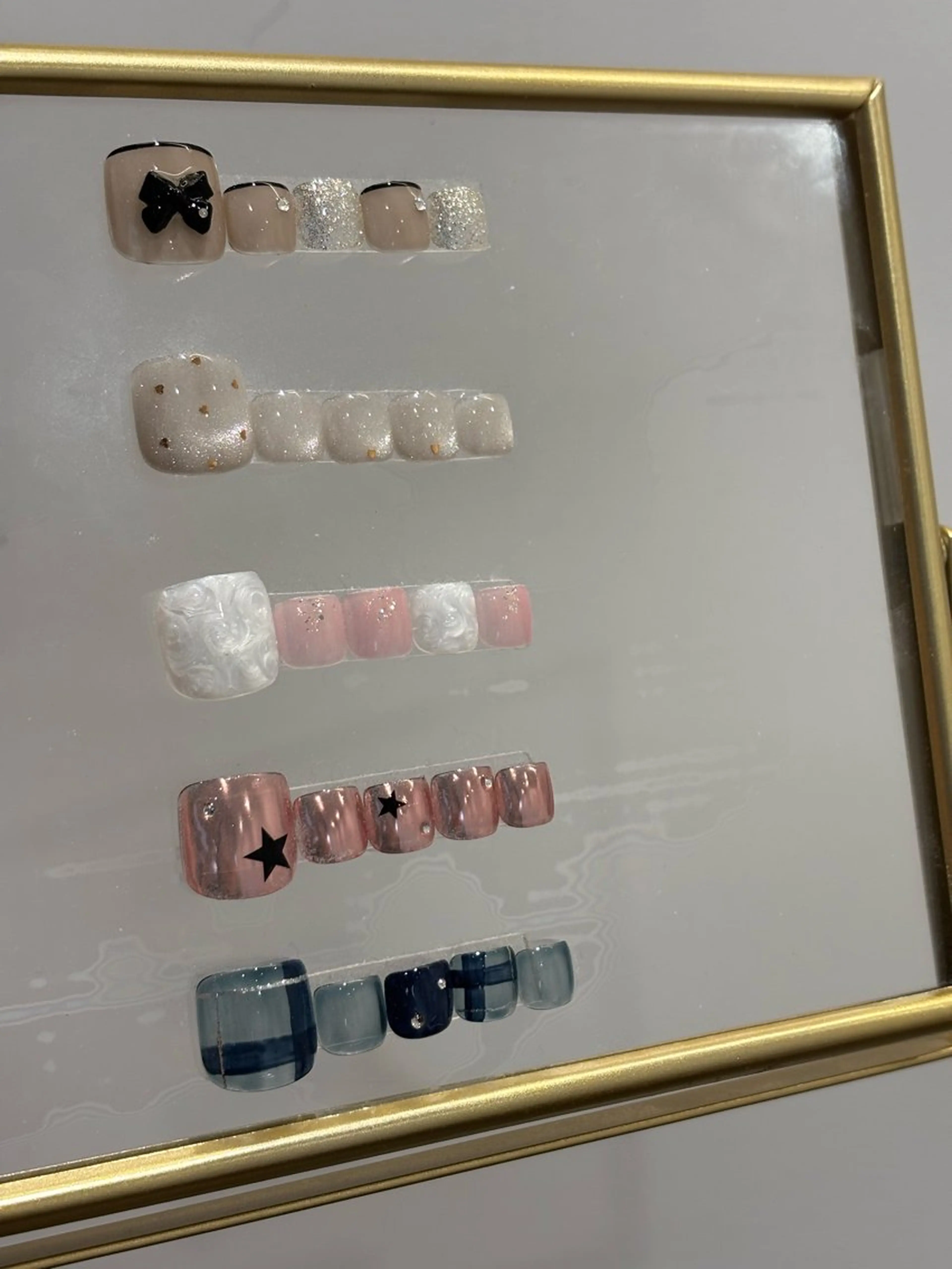 ネイル フットネイル tote. airiのネイルデザイン