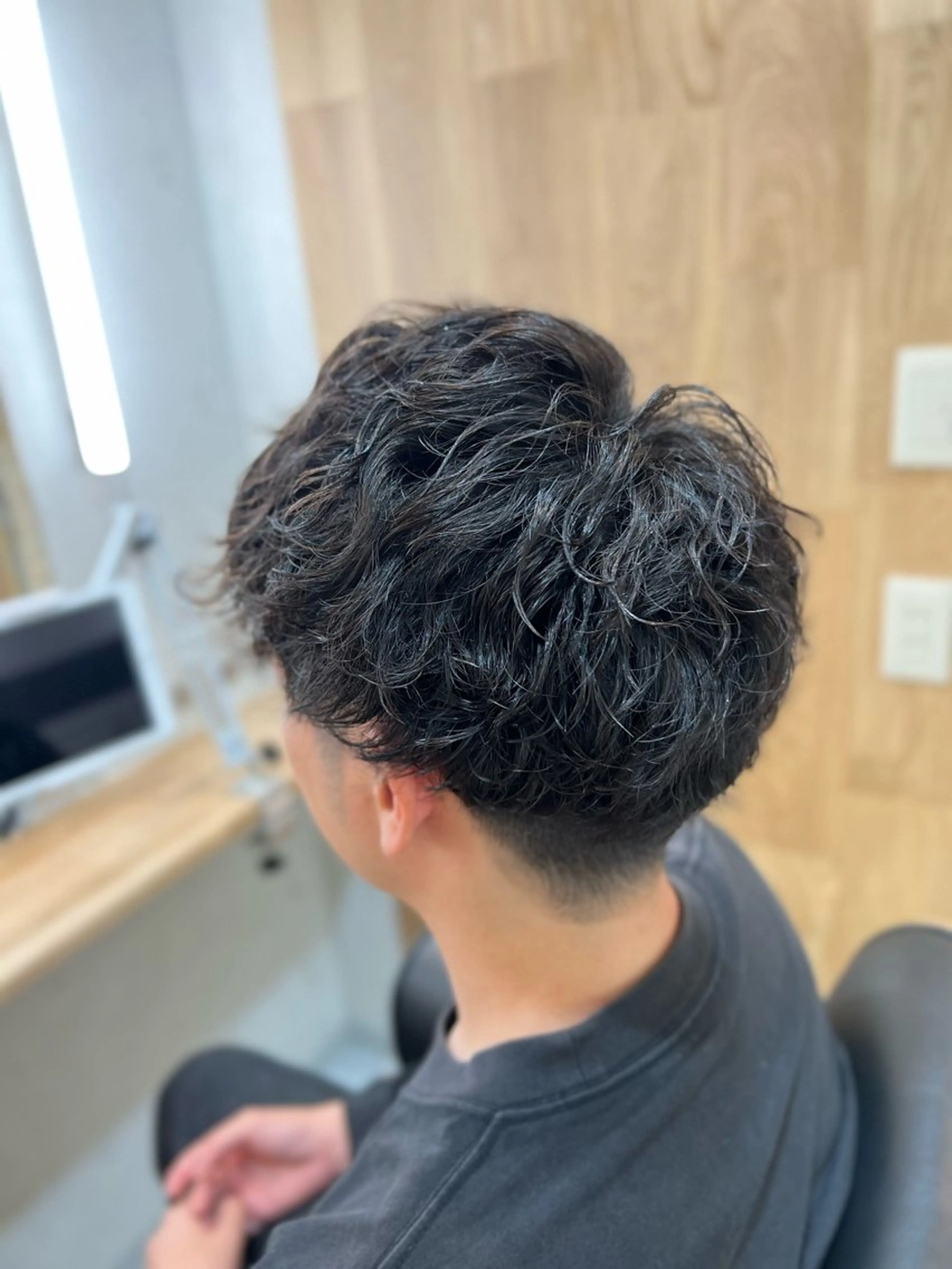 パーマ メンズ メンズパーマ ツイストスパイラルパーマ スパイラルパーマ カット パーマ 川村 昌広のヘアスタイル