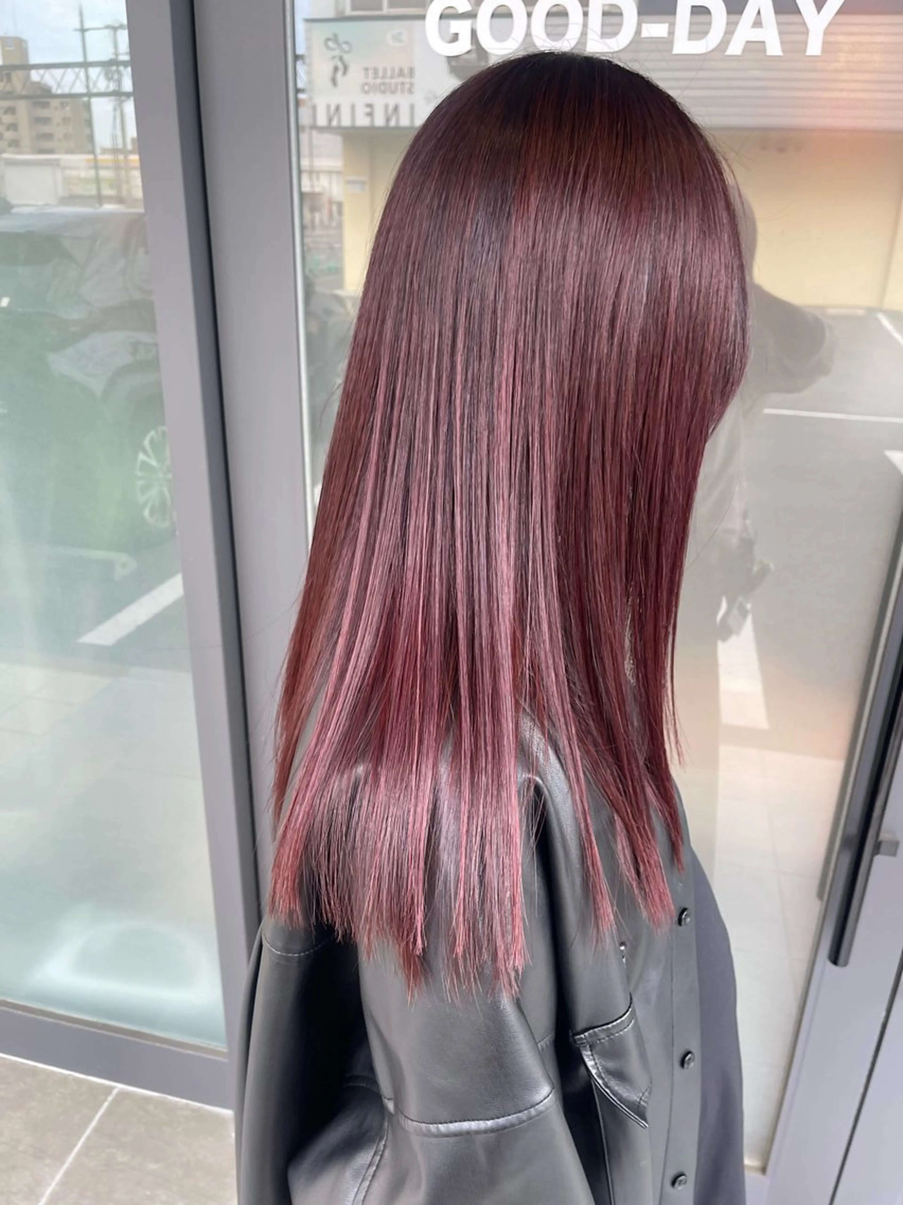 カラー goodday /kahoのヘアスタイル