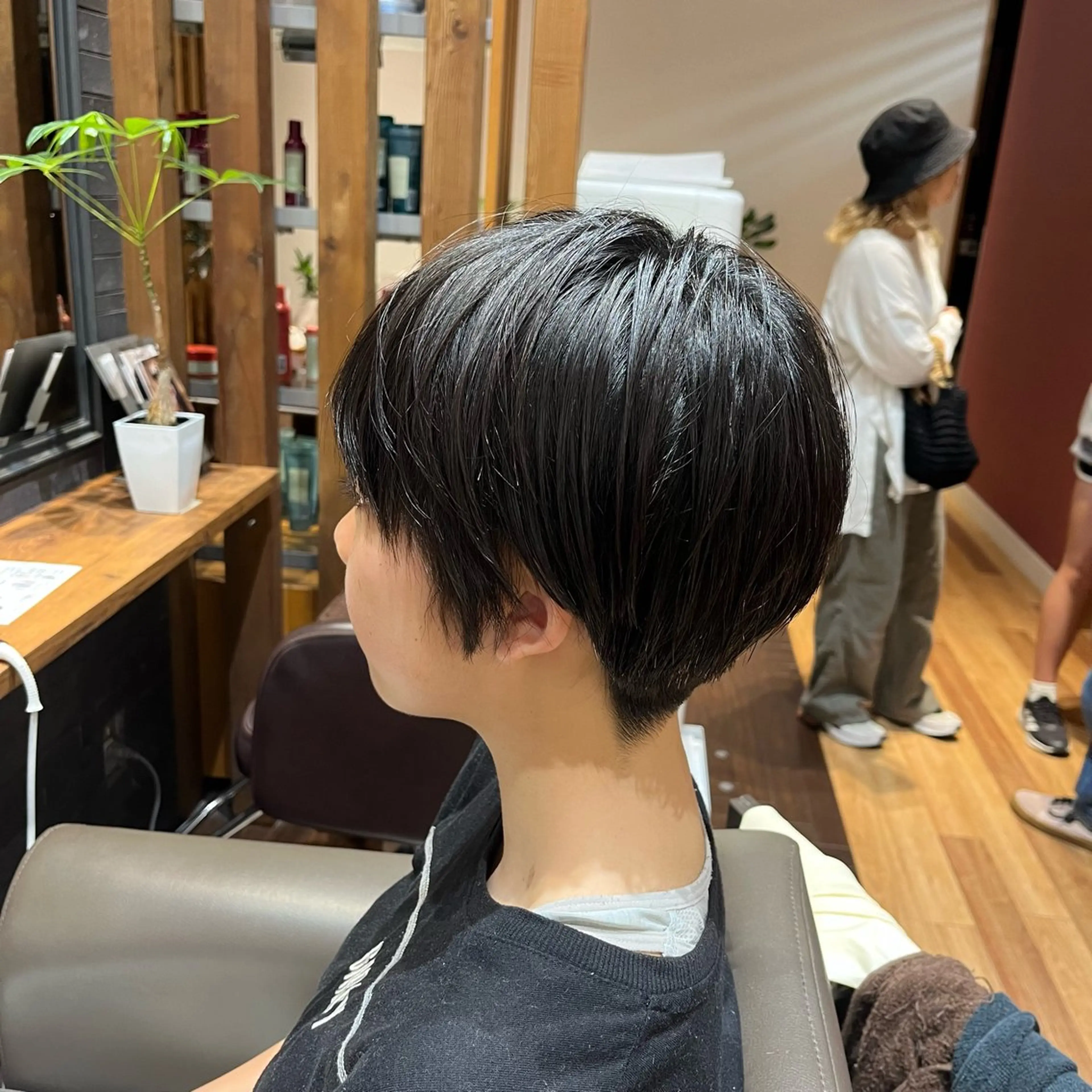 ショート ショートヘア 縮毛矯正 黒川 結希のヘアスタイル