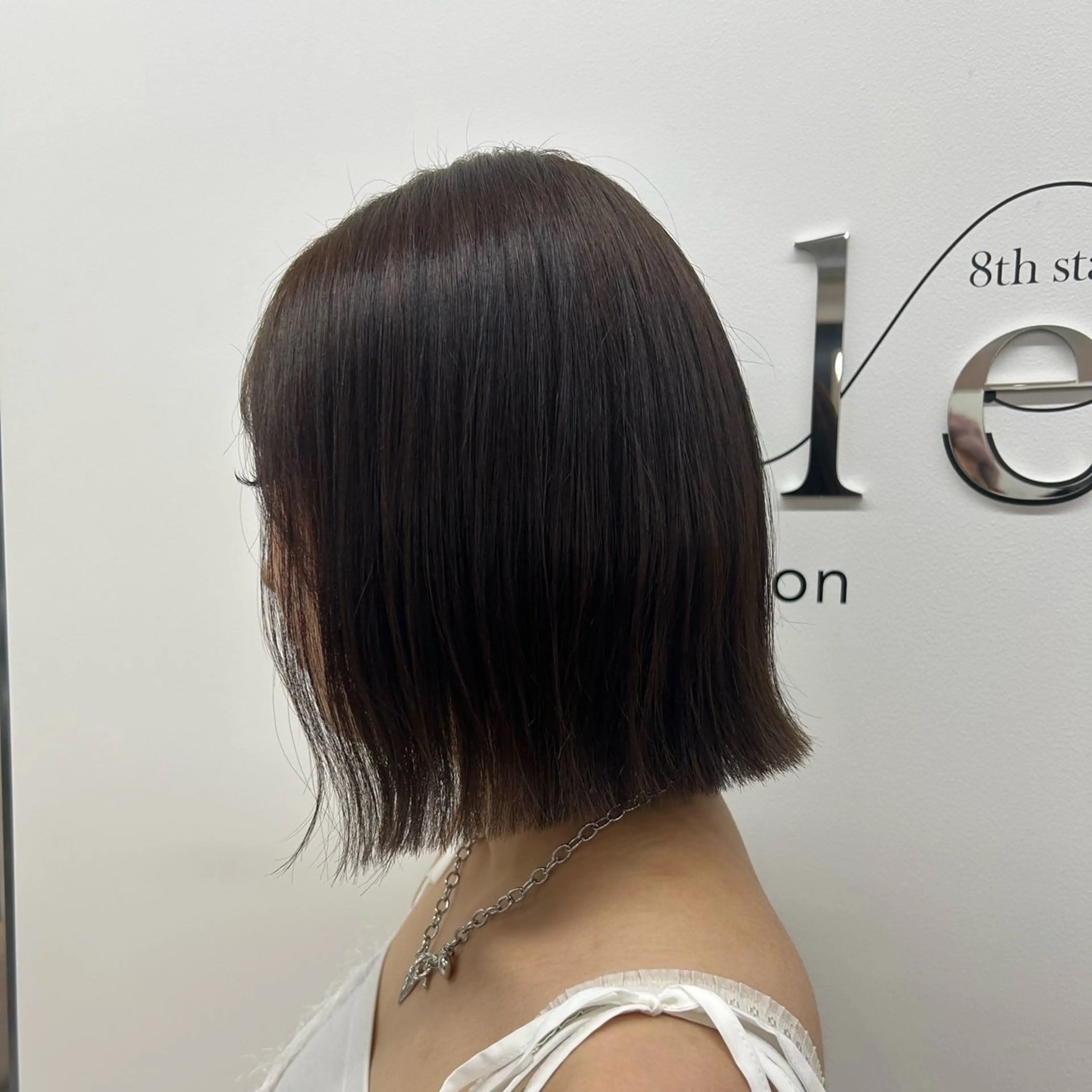 ミディアム カラー 切りっぱなしボブ ボブレイヤー アッシュ アッシュブラウン ベージュカラー ボブ/髪質改善 jionのヘアスタイル