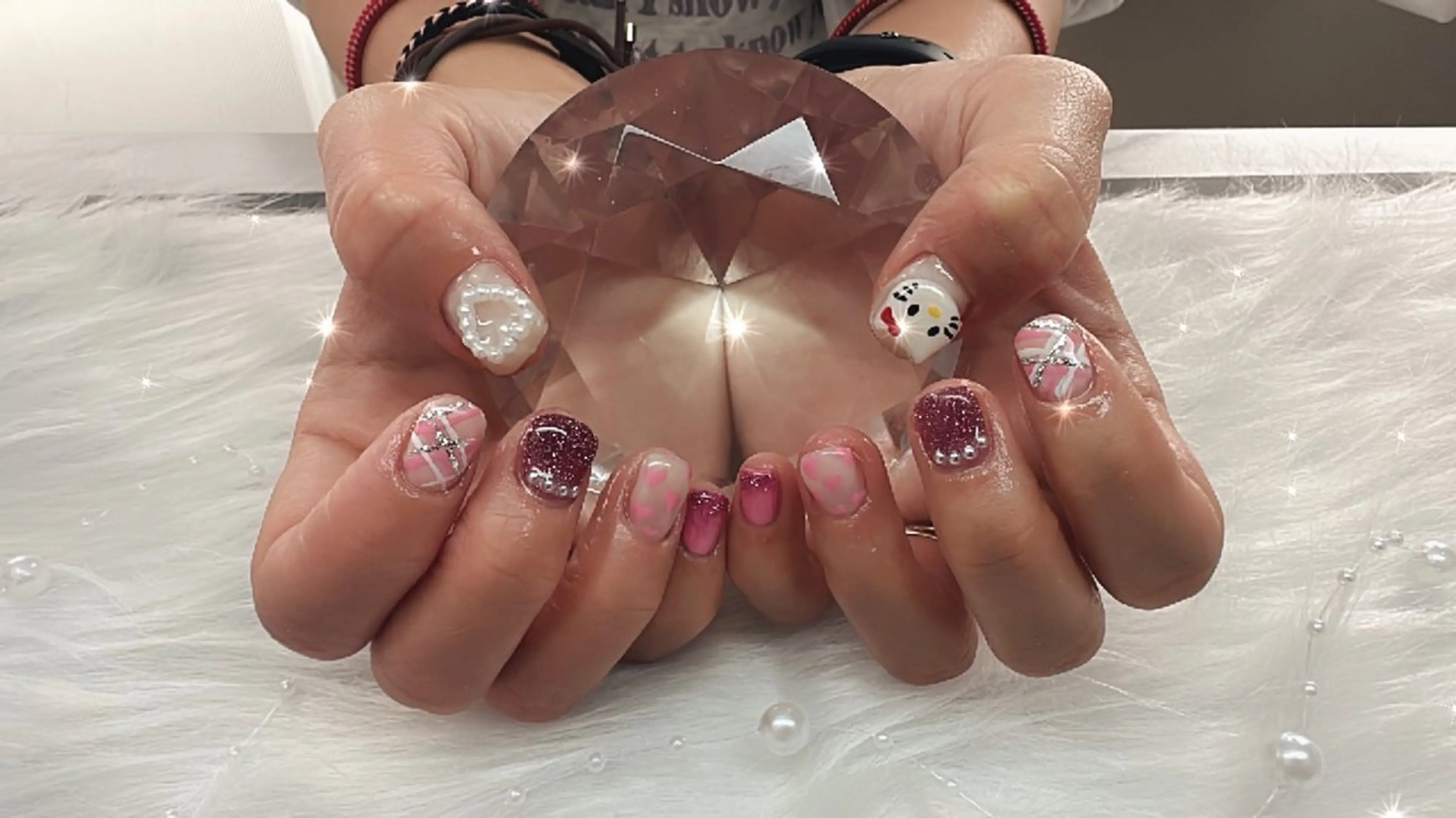 ネイル フラッシュネイル 中西 美羽のネイルデザイン