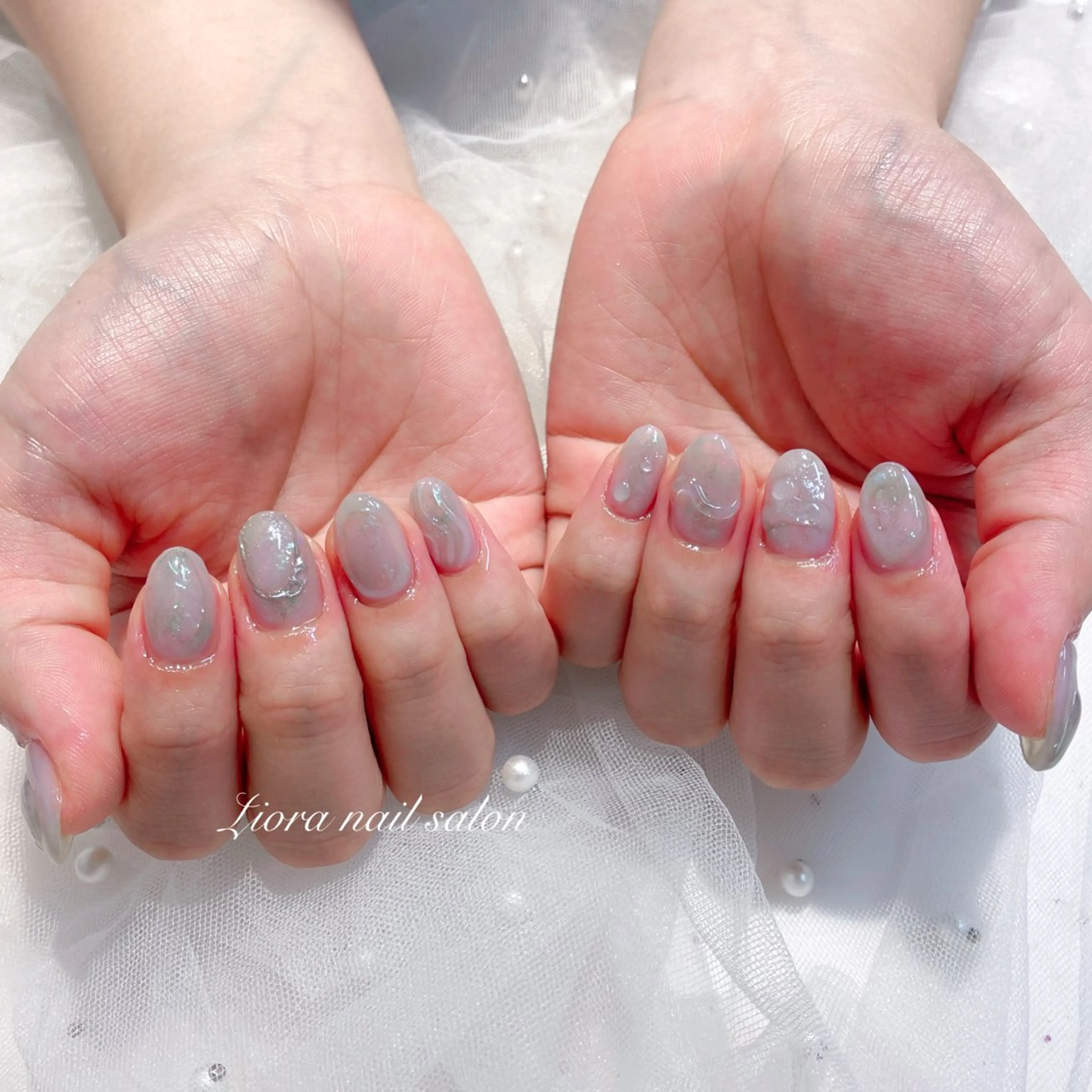 ネイル フレンチネイル ジェルネイル ガーリー グラデーション キラキラネイル ハンドネイル Liora nail 1のネイルデザイン