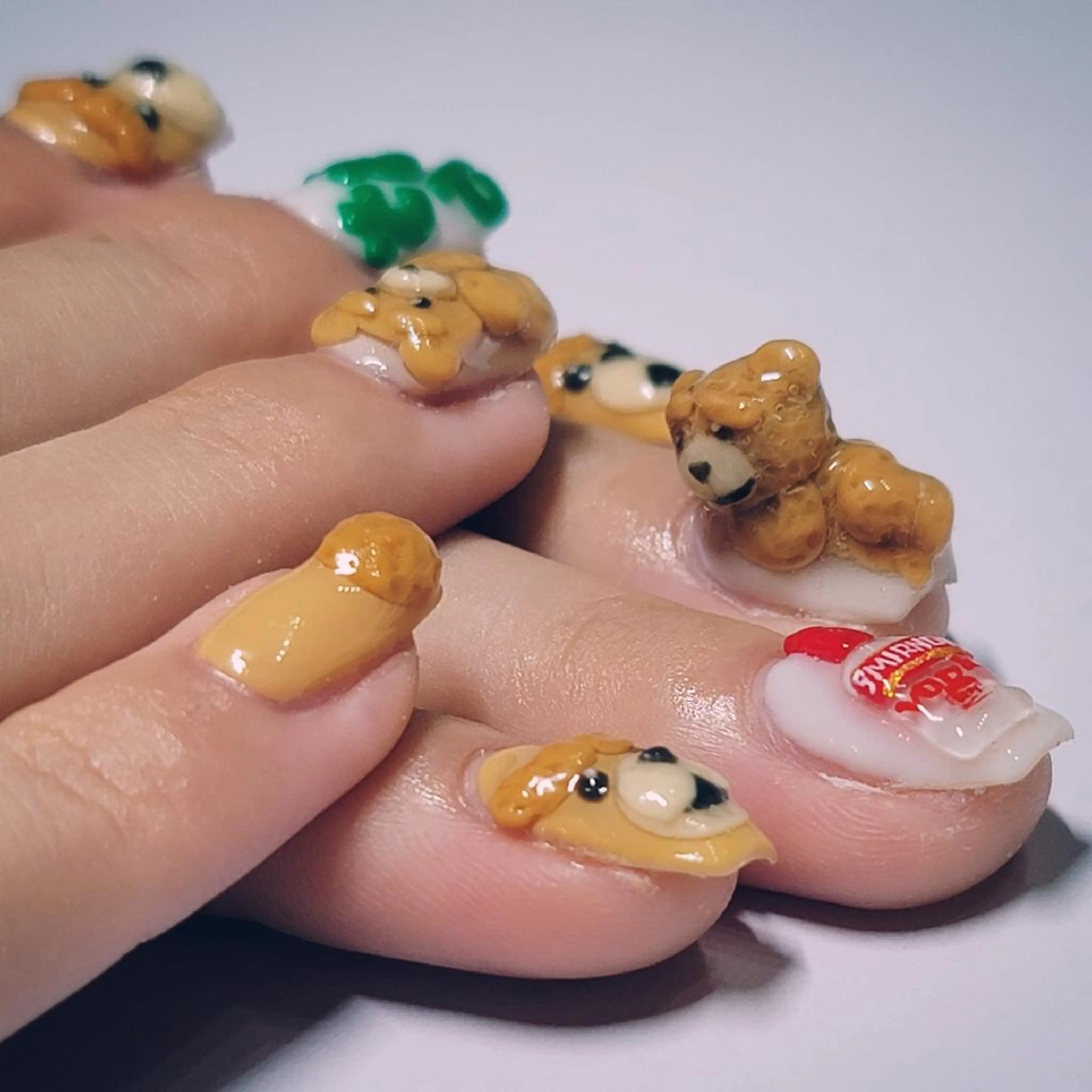 ネイル ハンドネイル よしだ ひろきのネイルデザイン