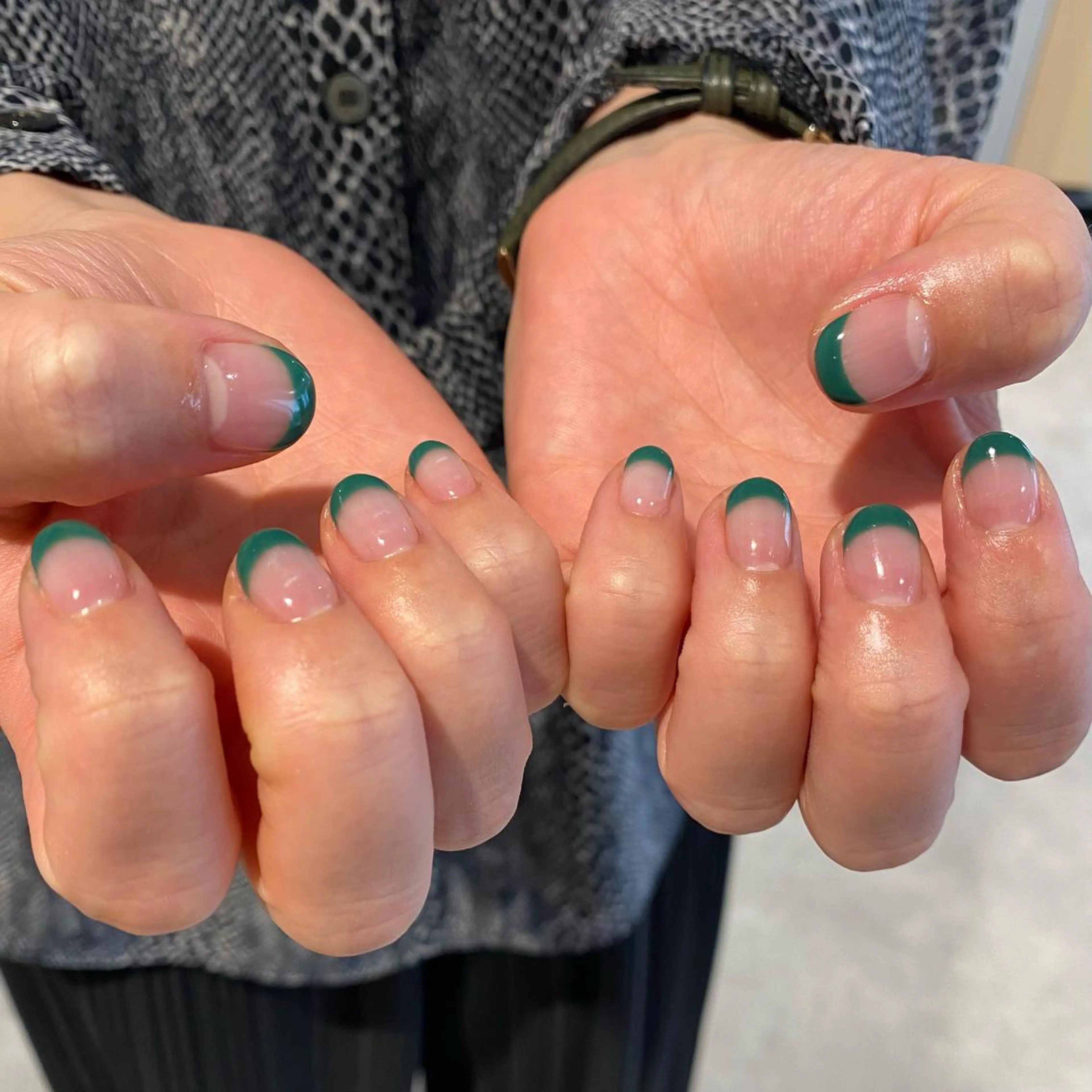 【オフ有】💎フレンチ/グラデーション💎(クリアベース)の写真