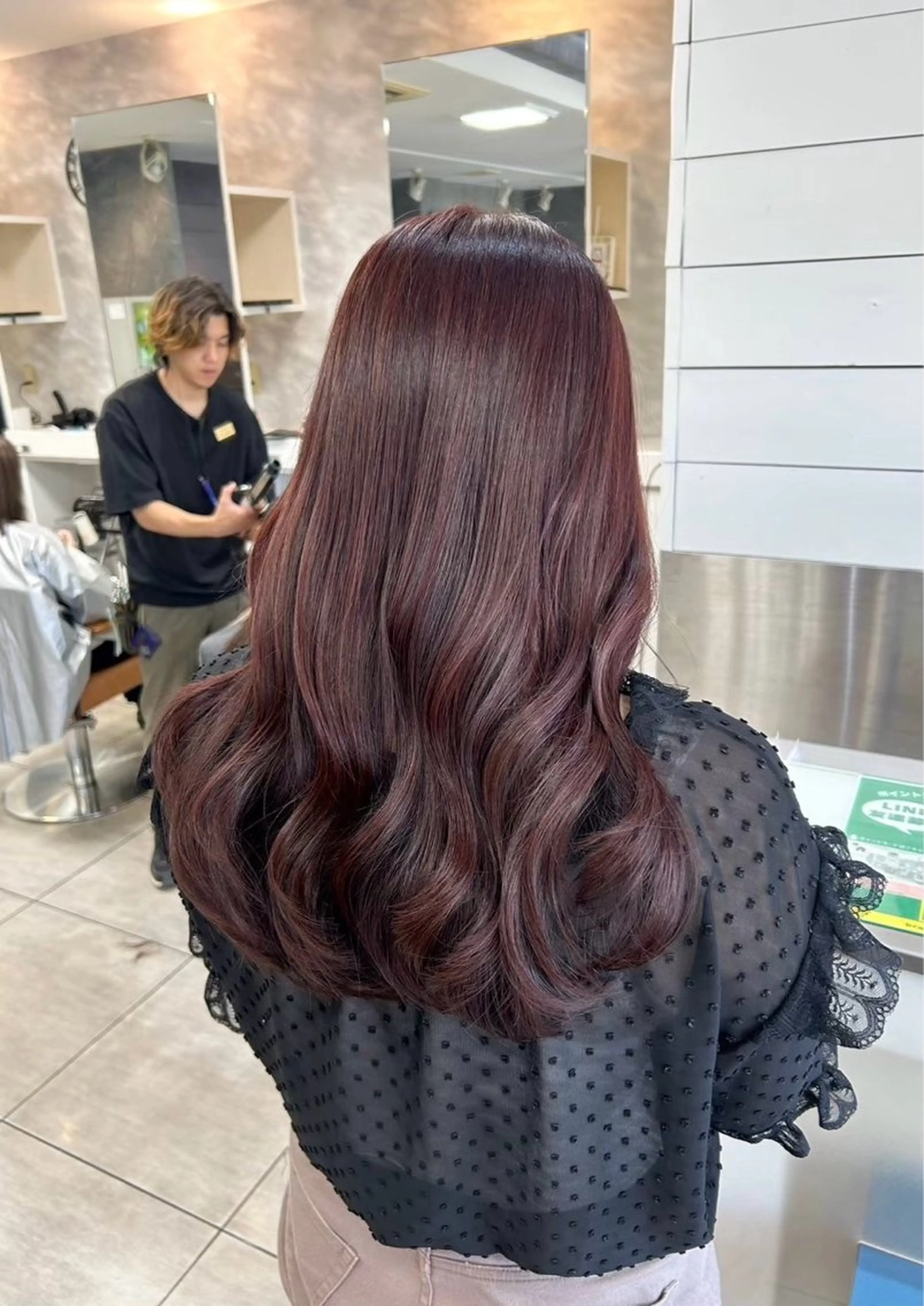 カラー ハイトーンカラー✨ 慶田玲和のヘアスタイル