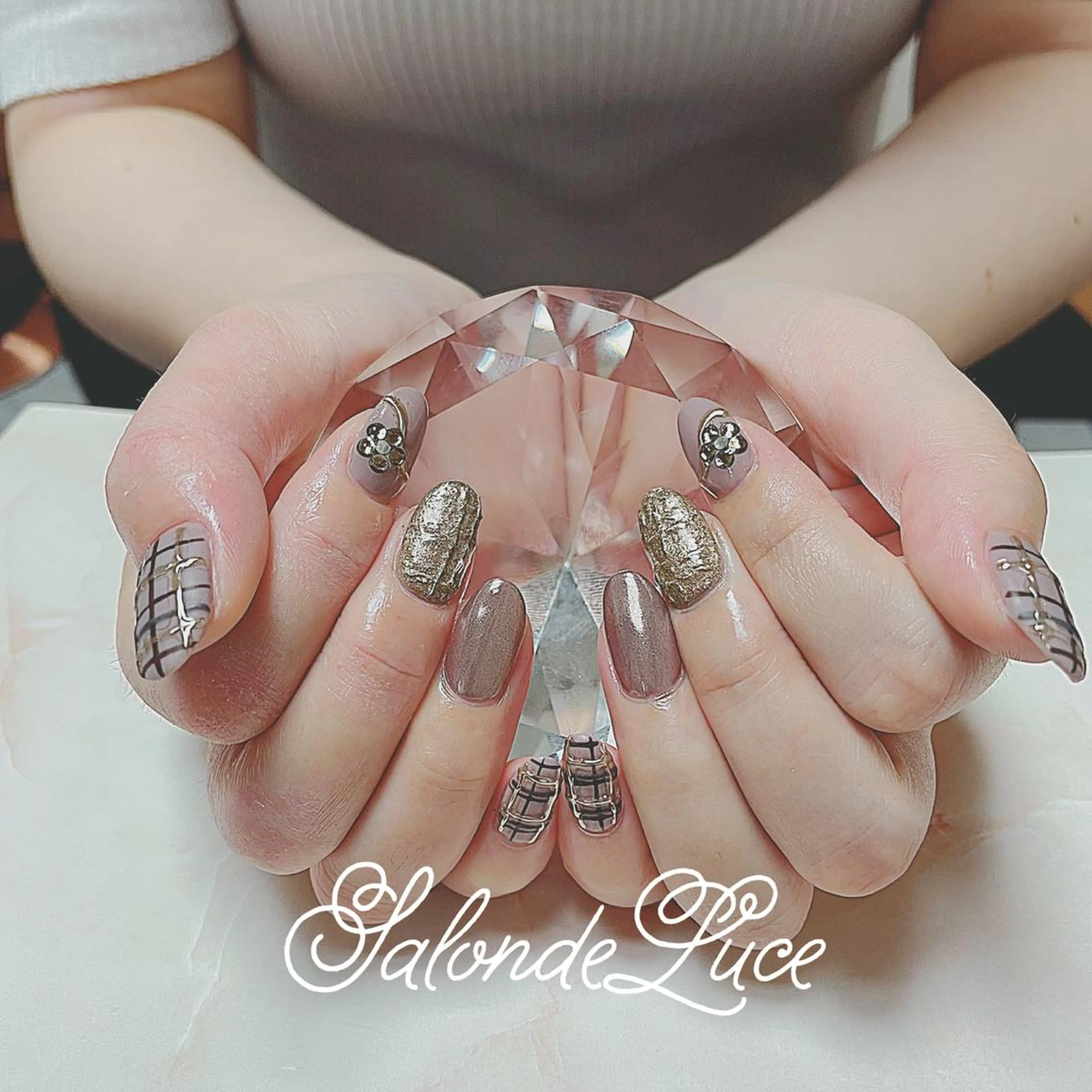ネイル ミラーネイル ハンドネイル Salon de Luceのネイルデザイン
