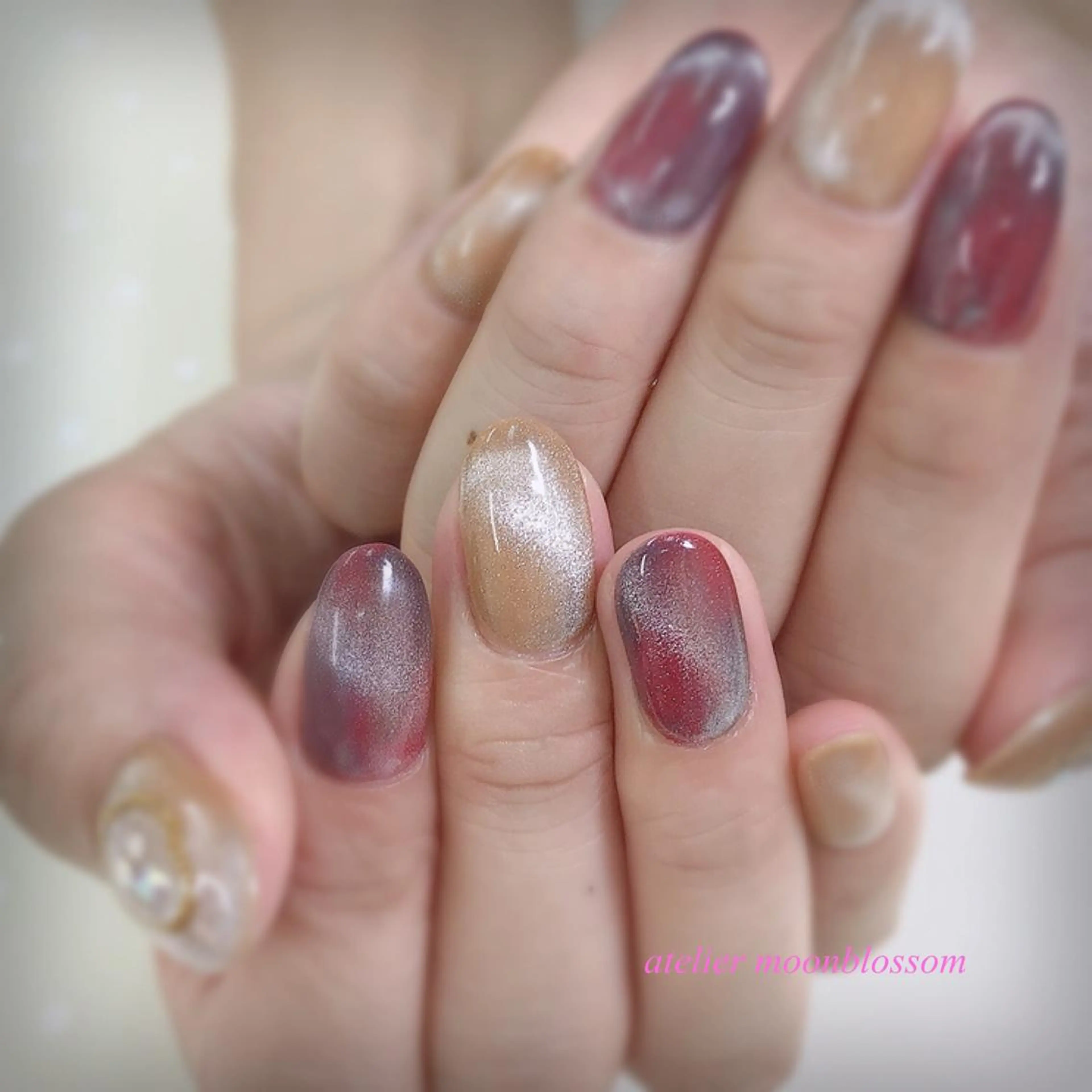 ネイル アトリエ ムーンブロッサムのネイルデザイン