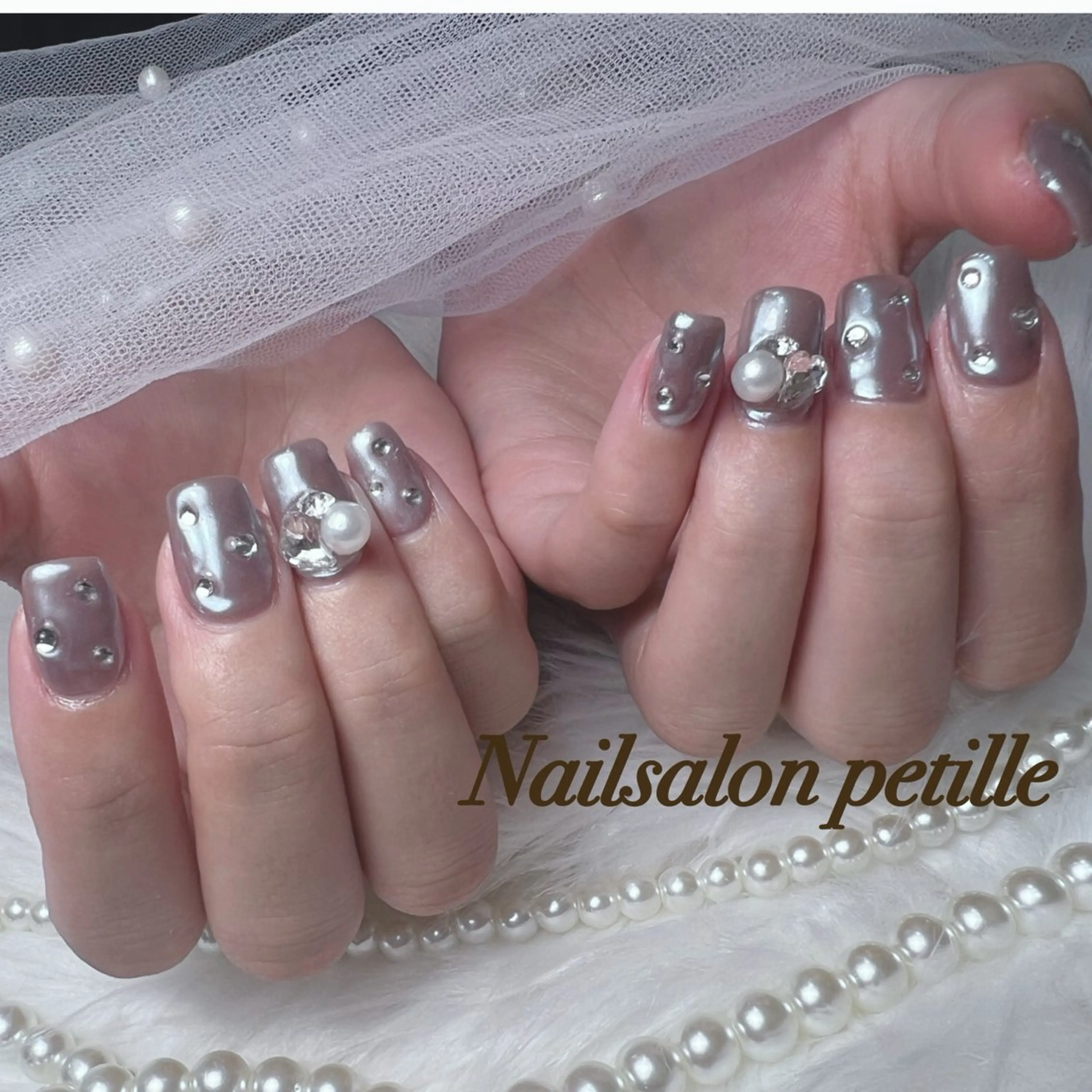ネイル ミラーネイル Nailsalon petille所属・Ｈ azのネイルデザイン