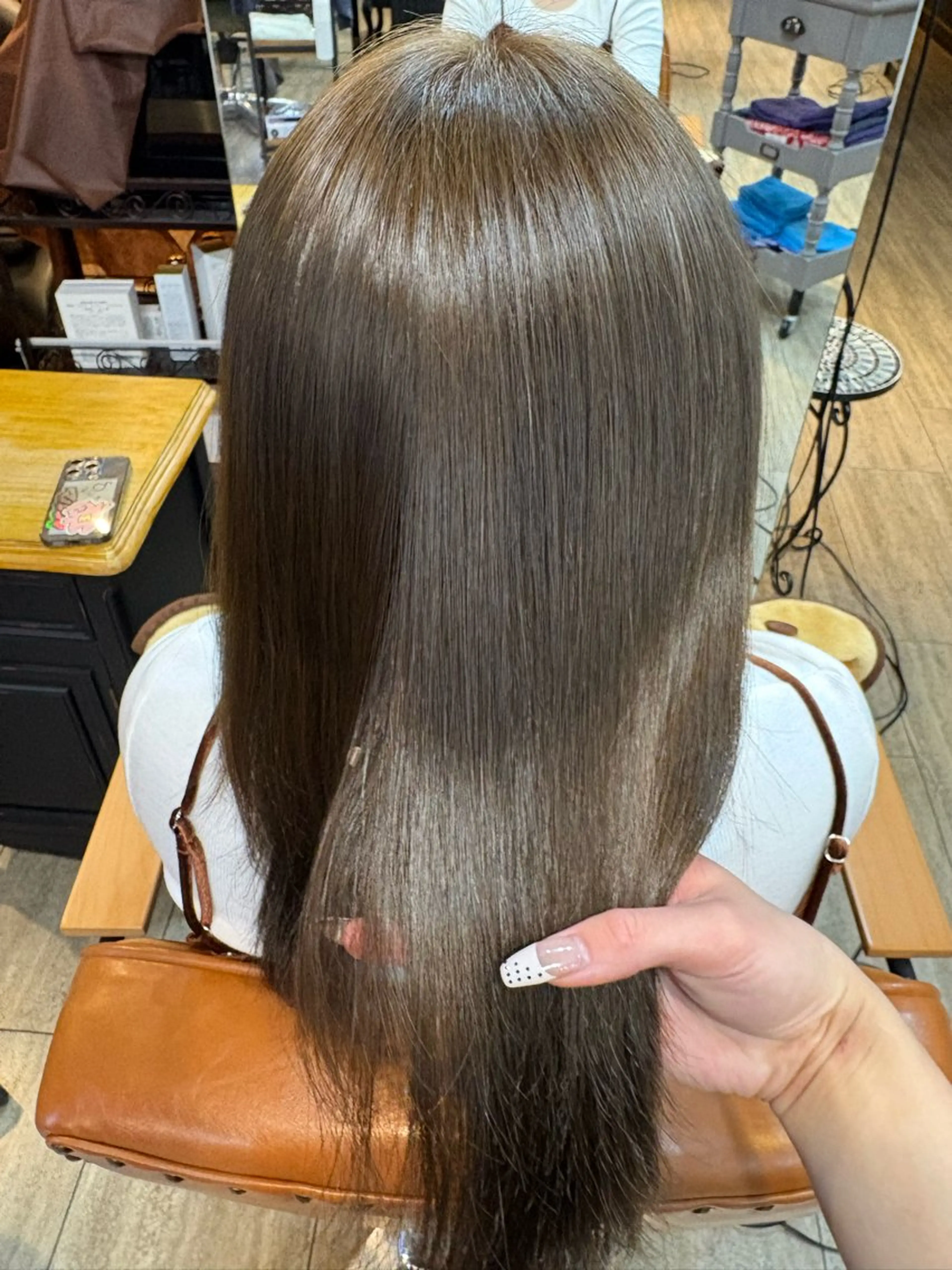 カラー 透明感カラー グレージュ オリーブグレージュ オリーブグレー ヘアカラー . KANA☁️˖ ࣪⊹のヘアスタイル