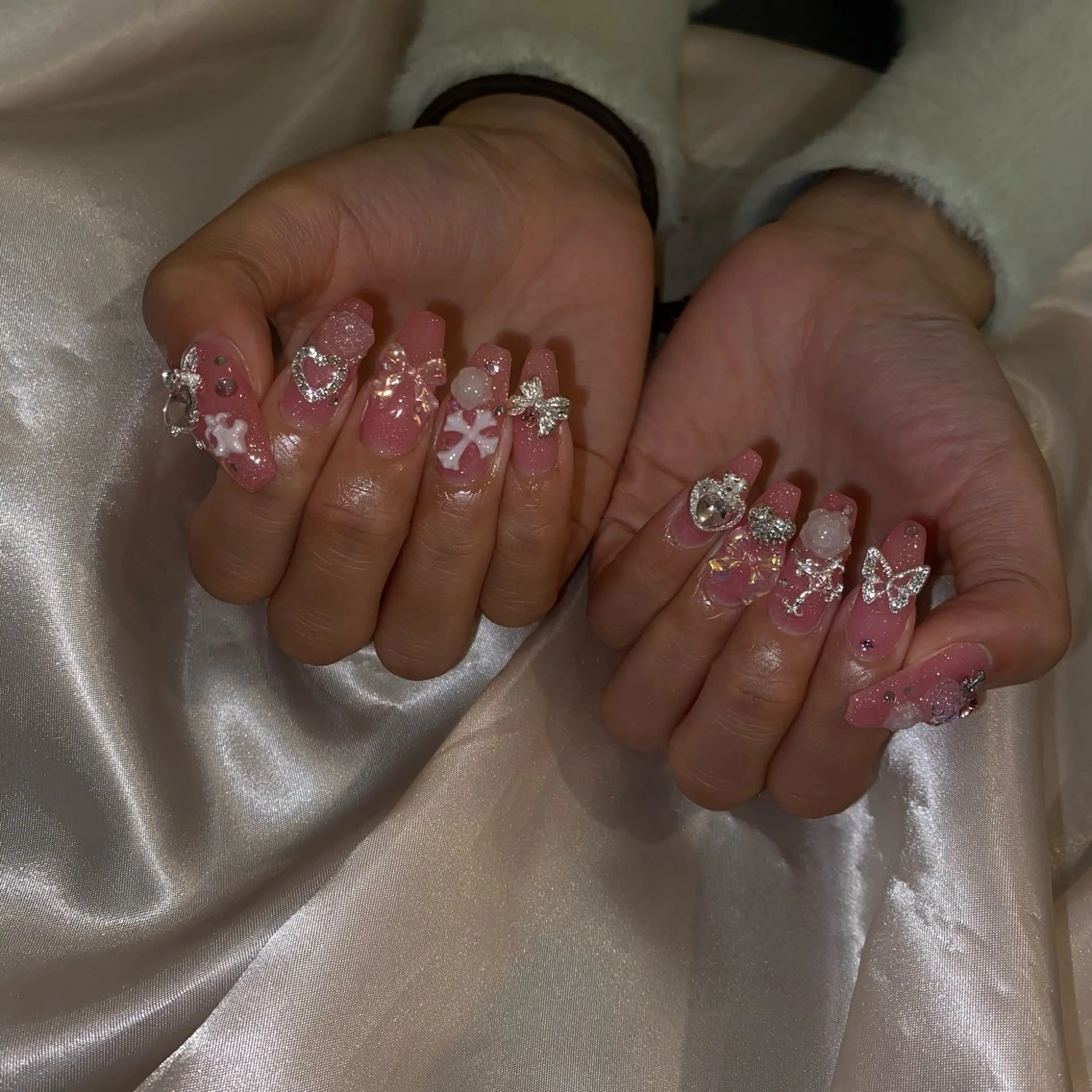 ネイル ハンドネイル la vie  Luire所属・la vie Luire ｱｽｶのネイルデザイン