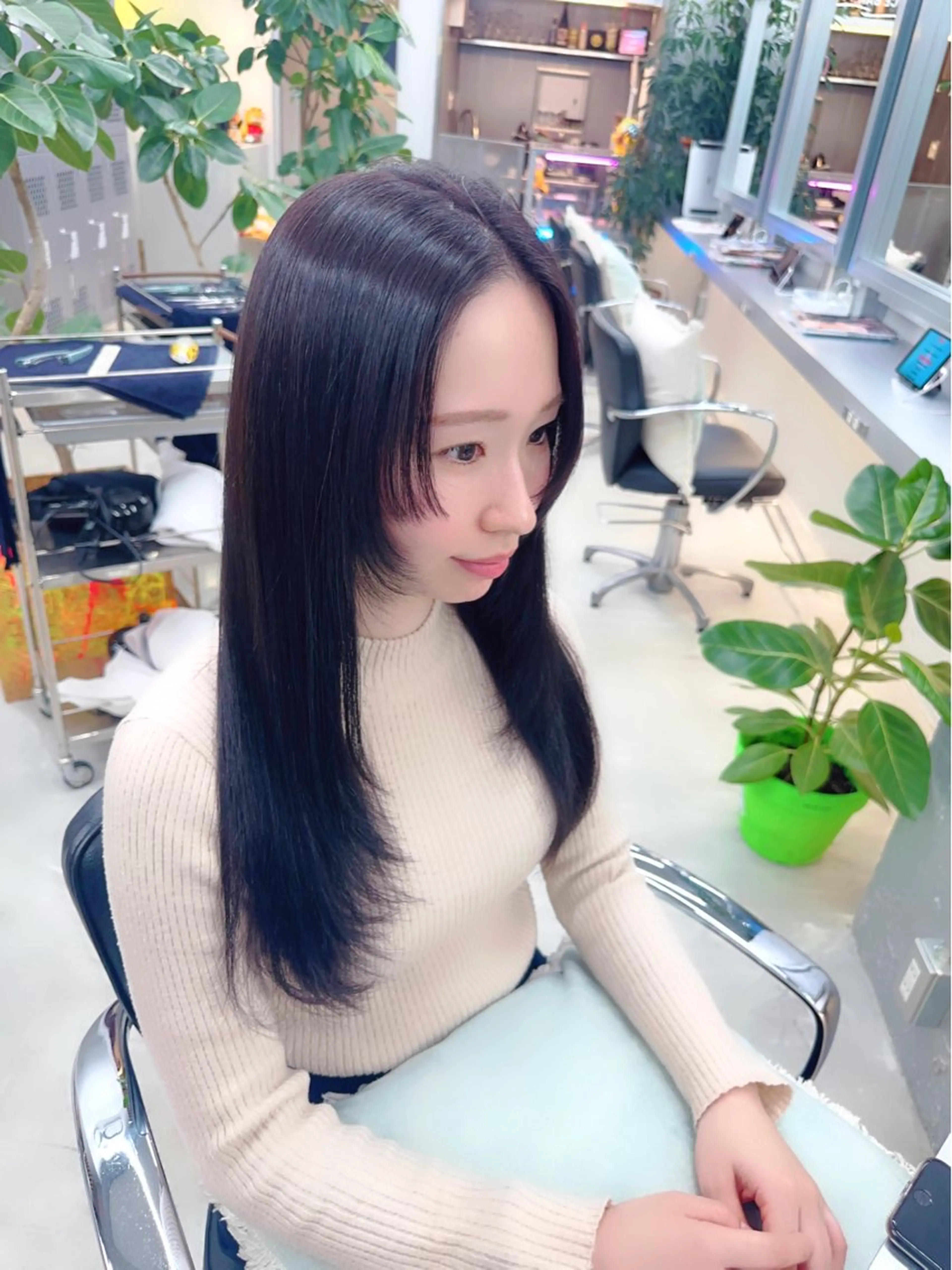 ロング カラー カット ヘアカラー トリートメント 岡野 静華のヘアスタイル