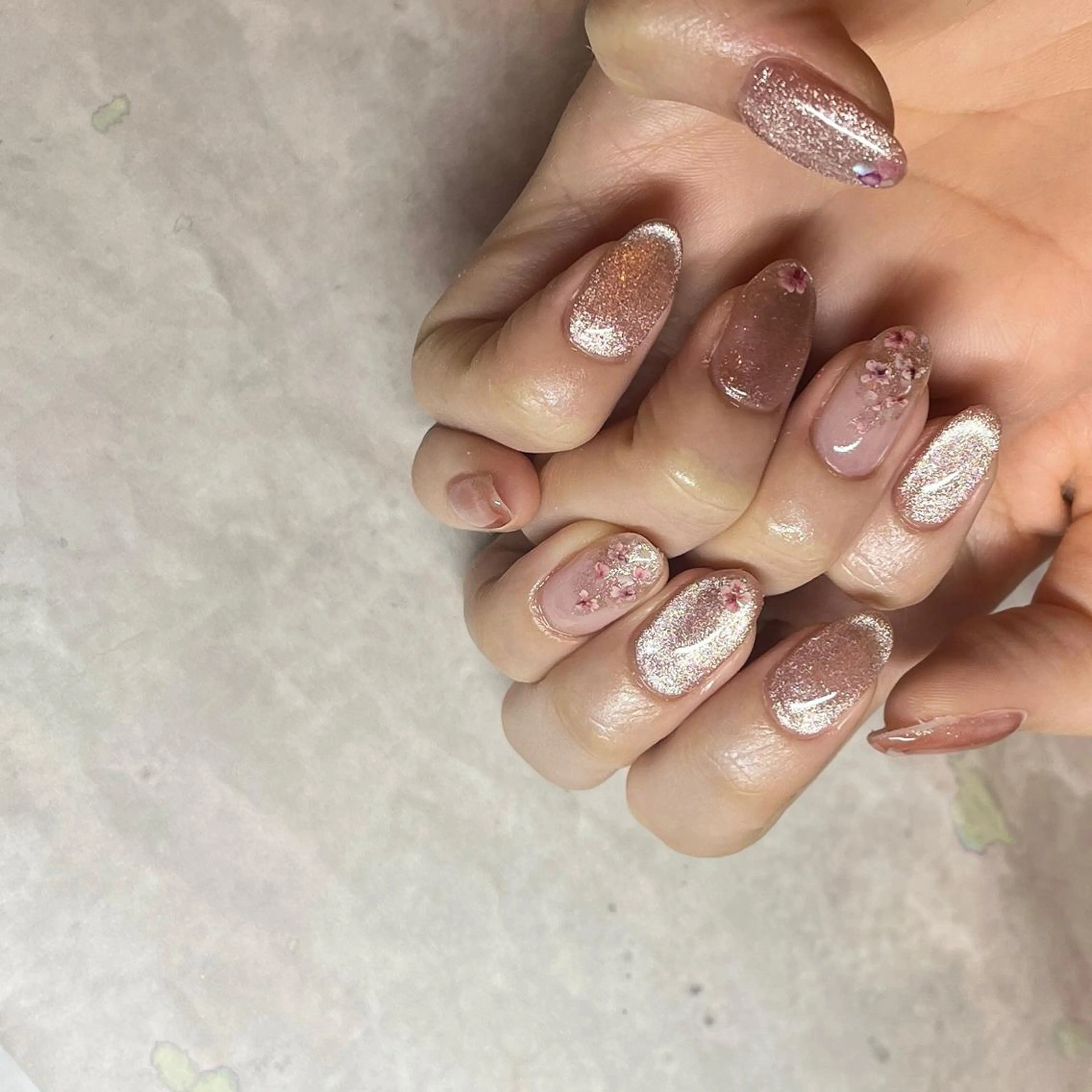 ネイル マグネットネイル フリーランス¨̮⃝ ネイリストOKADAのネイルデザイン