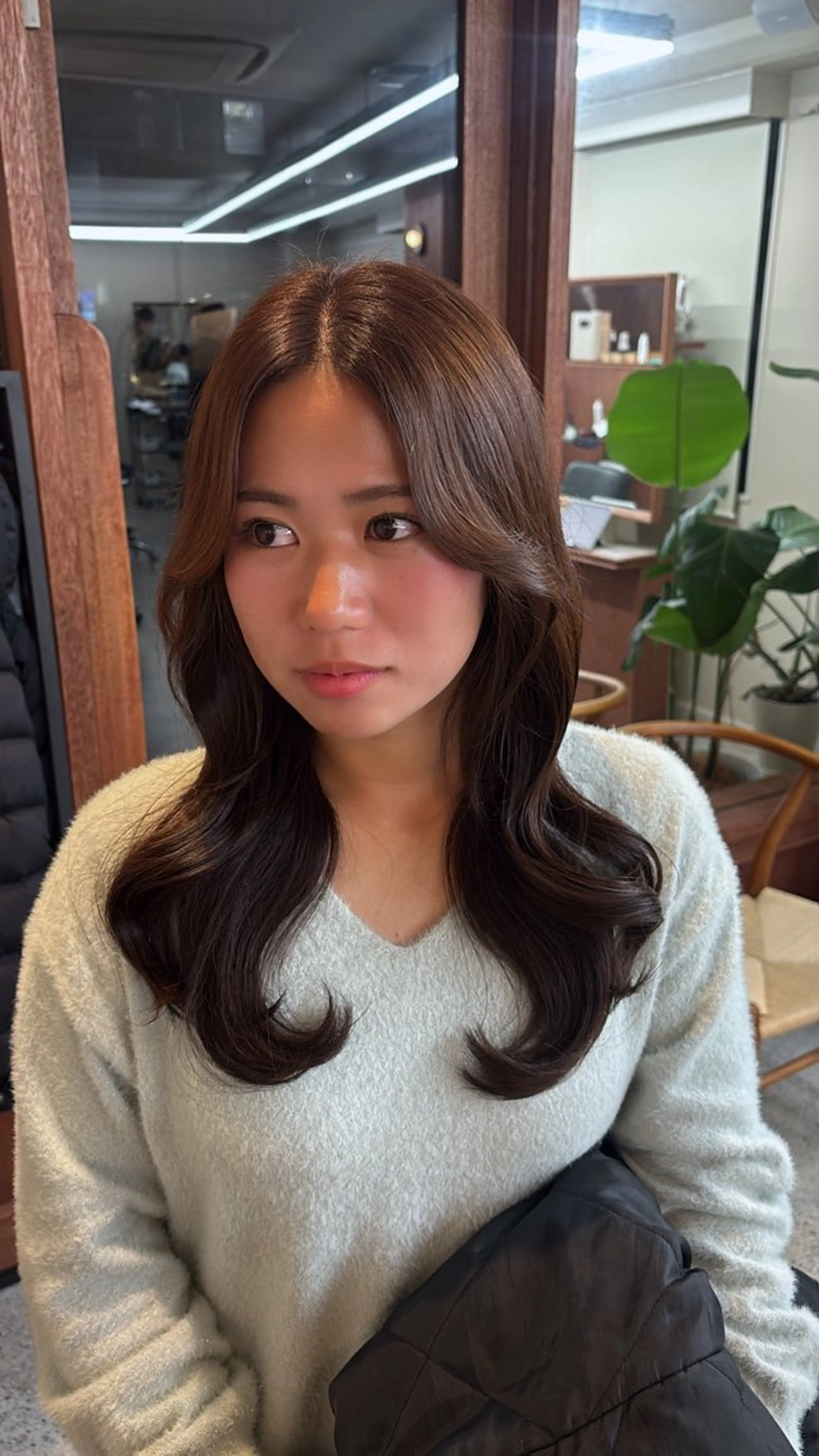 ロング カラー 透明感カラー ヘアカラー トリートメント vicca omotesando所属・武仲 りかこのヘアスタイル