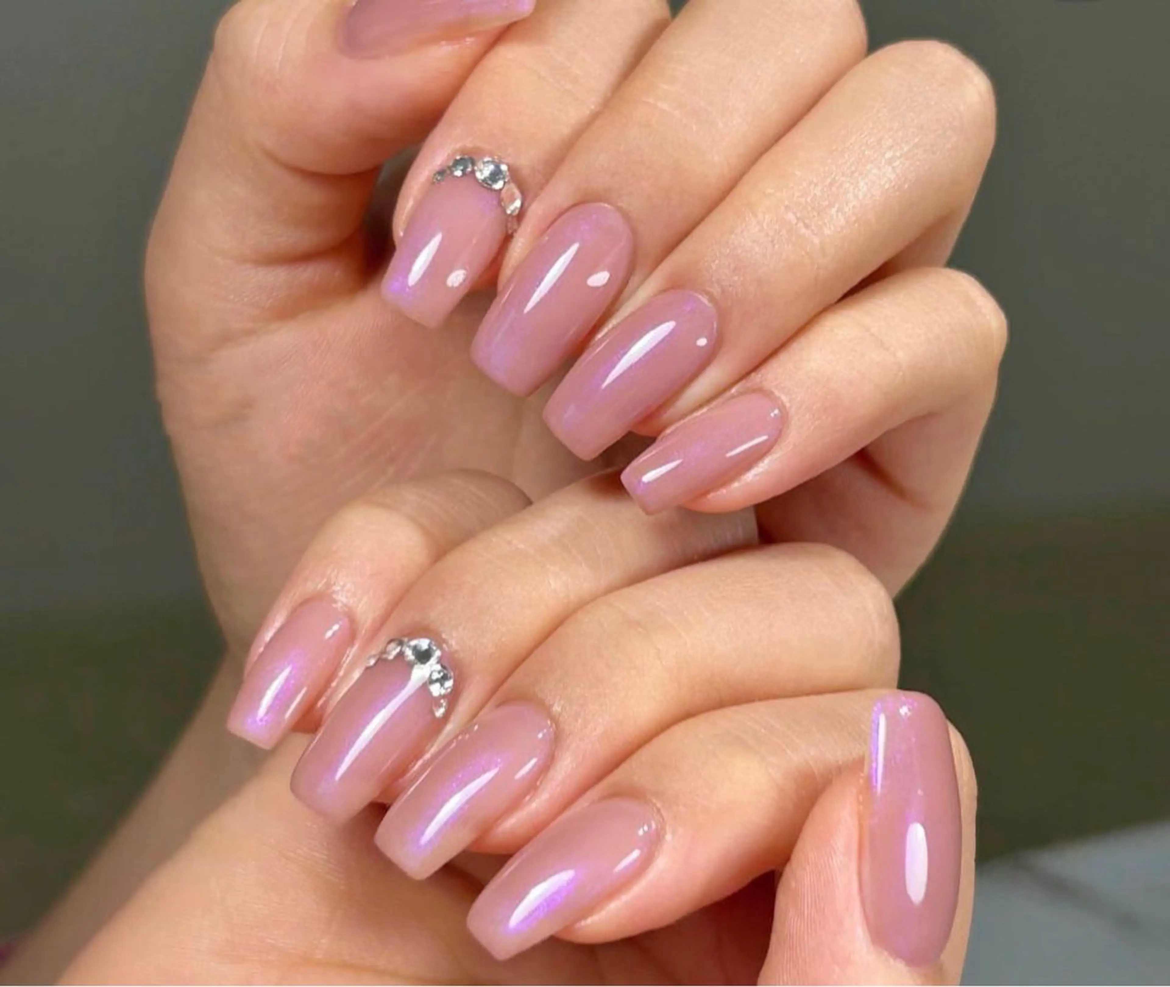 (初回オフ無料)オーロラ/ミラーネイルの写真