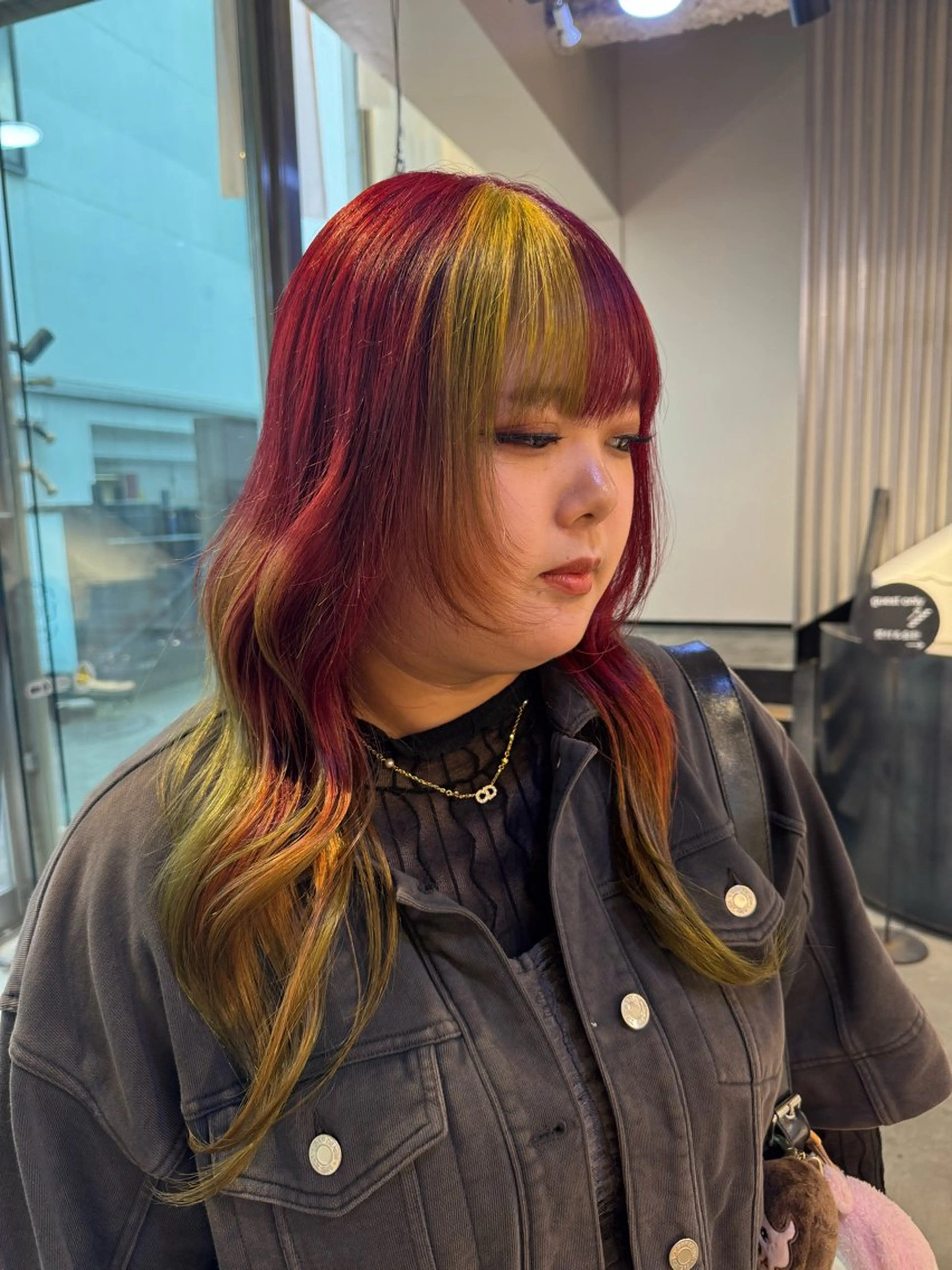 ロング カラー デザインカラー ヘアカラー SEAM所属・詩音 ／札幌美容師のヘアスタイル