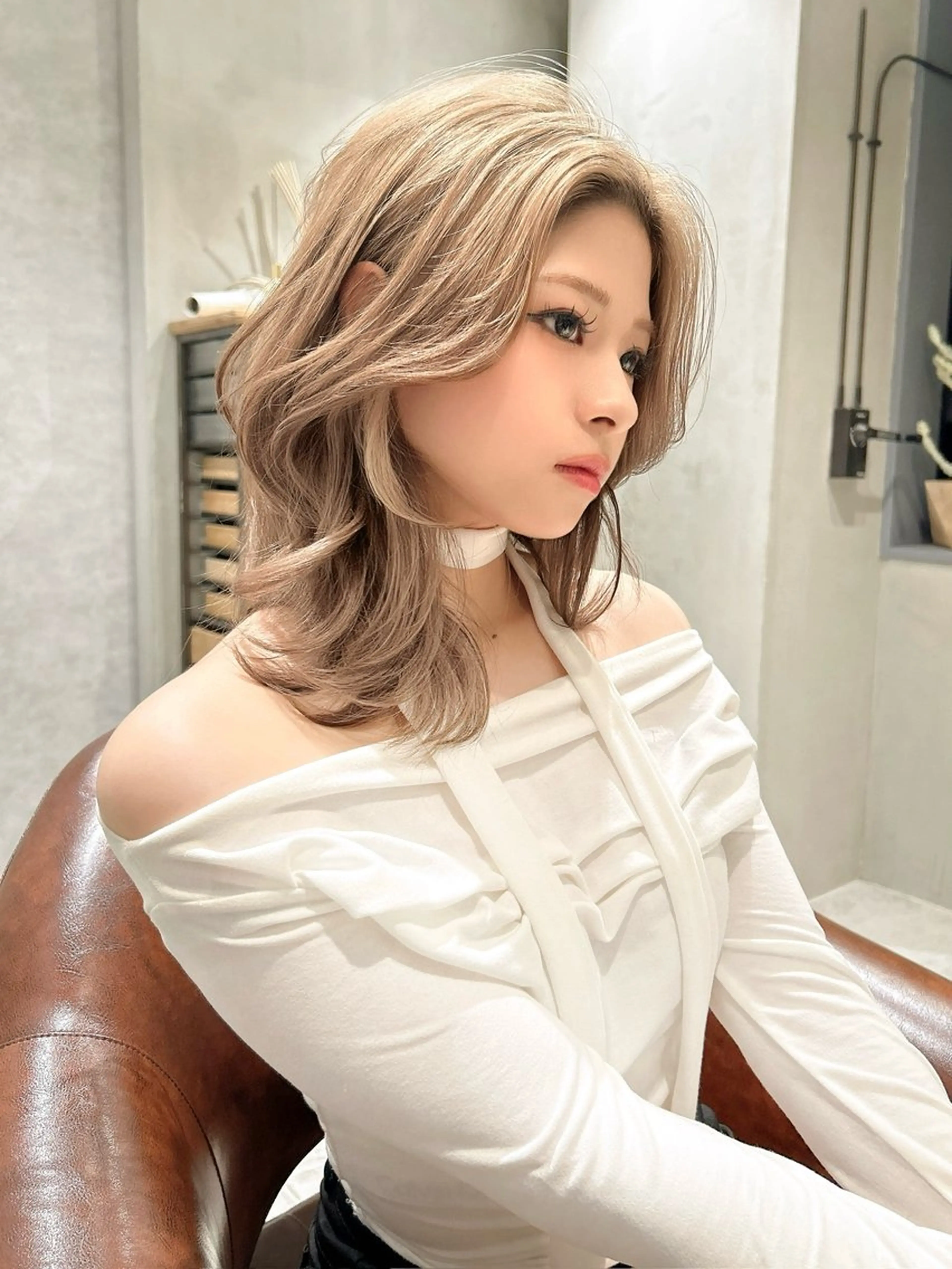 ミディアム レイヤーカット ヘアカラー 🥇KEN /レイヤー/艶カラーのヘアスタイル