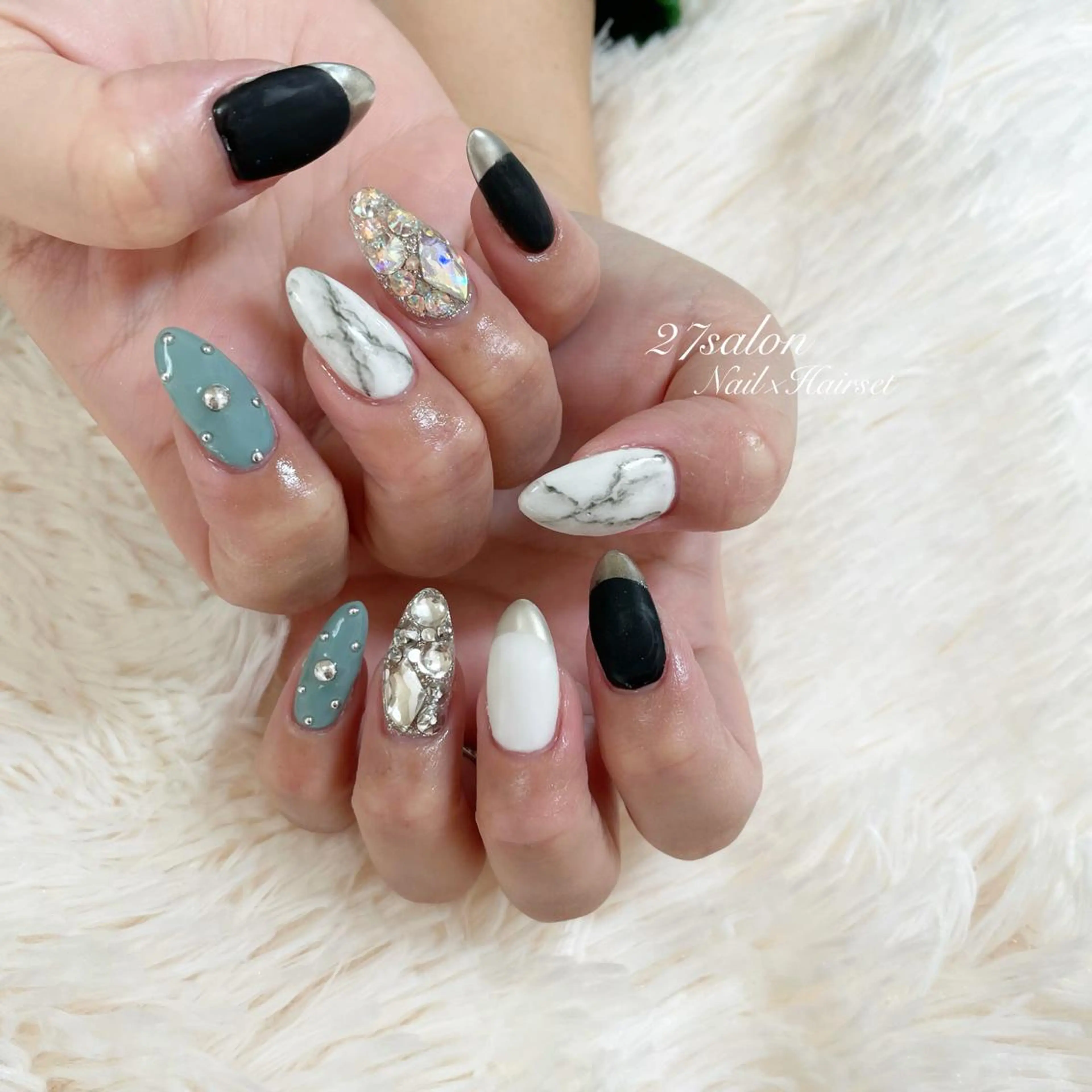 ネイル 大理石ネイル(マーブル) 27salon yuinaのネイルデザイン