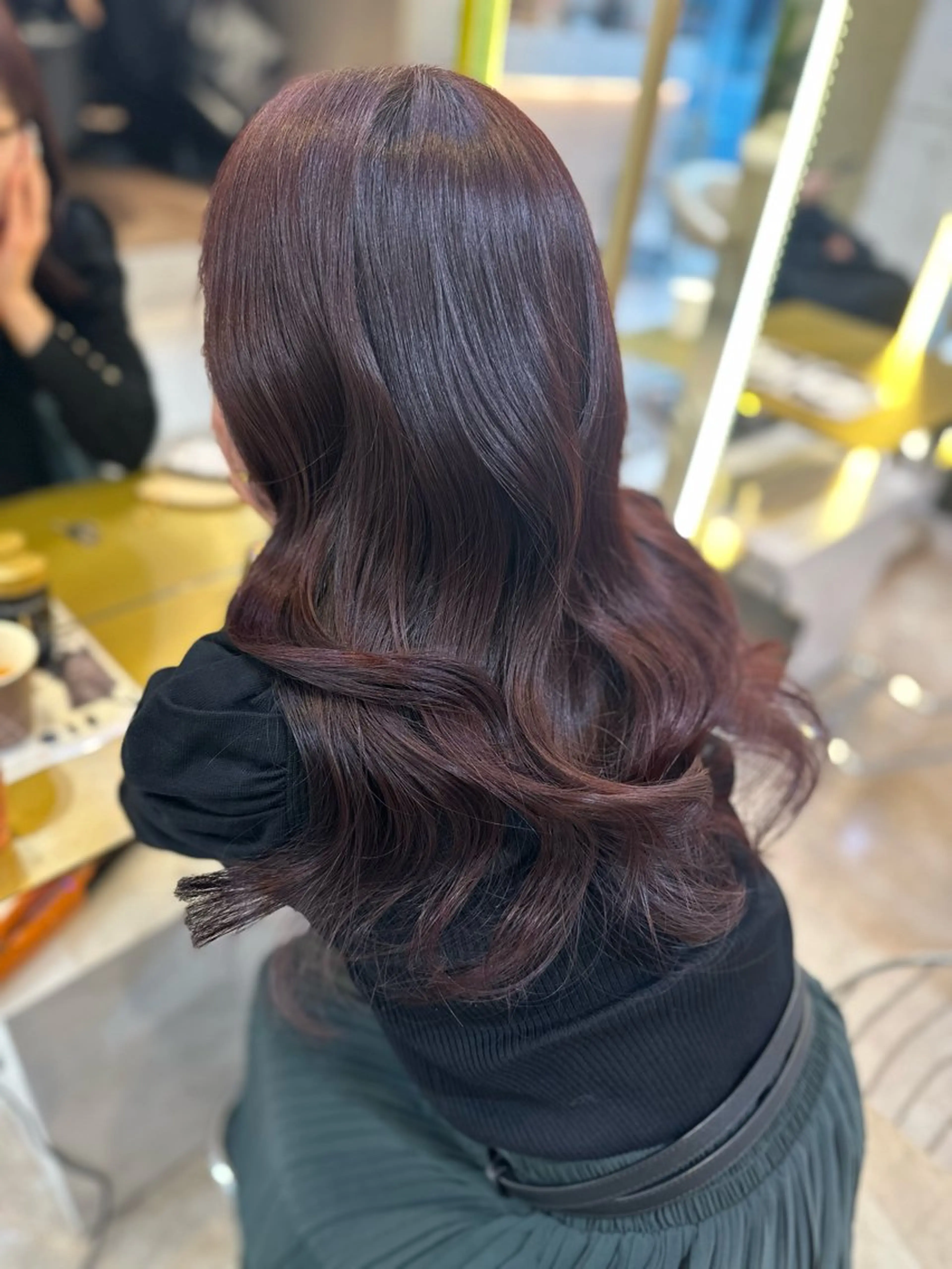 ロング カラー カット ヘアカラー トリートメント Akane レイヤー/艶カラーのヘアスタイル