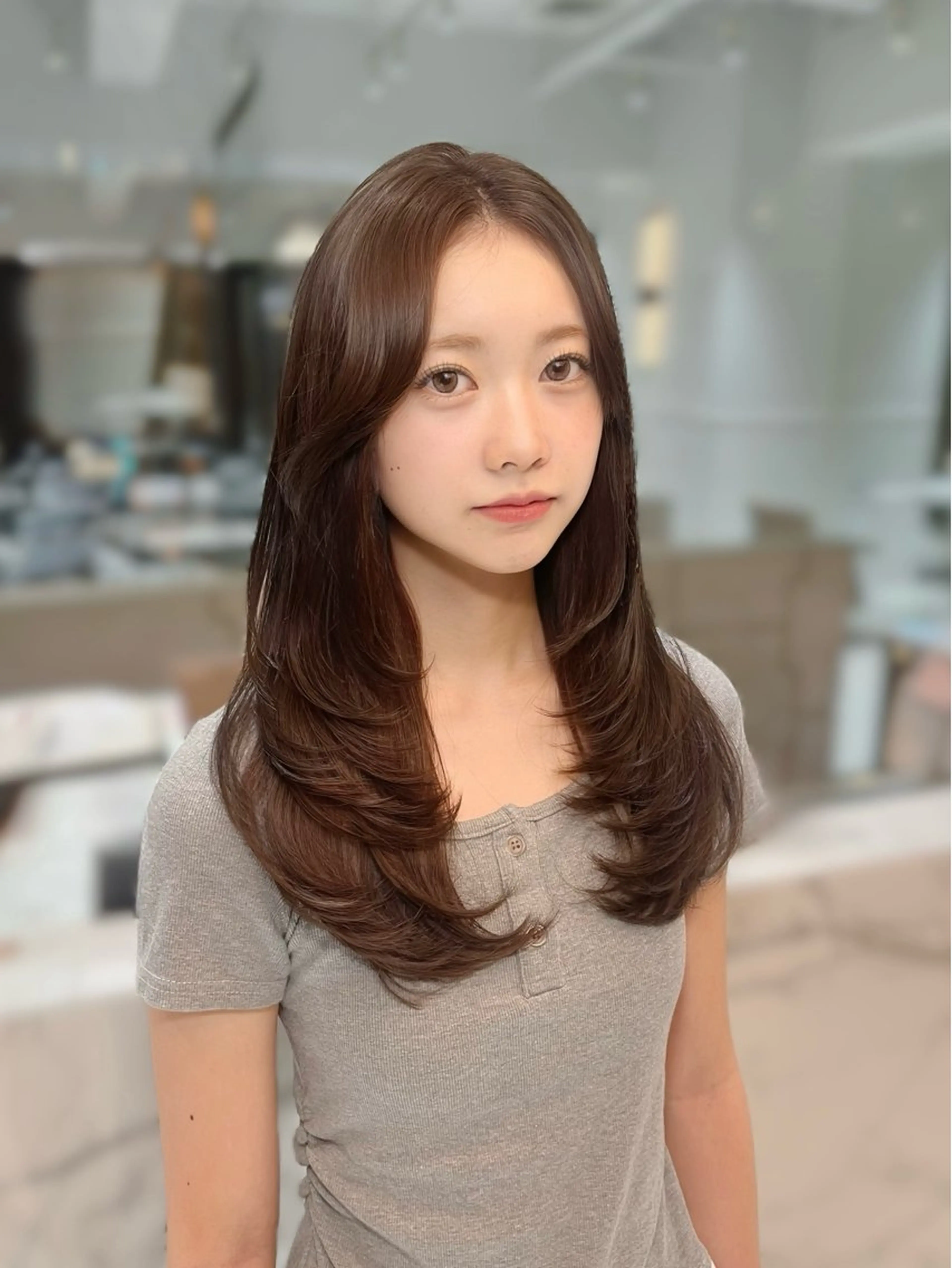 ロング 顔まわりレイヤー 顔周りカット レイヤーカット カット ヘアカラー トリートメント haruna .のヘアスタイル
